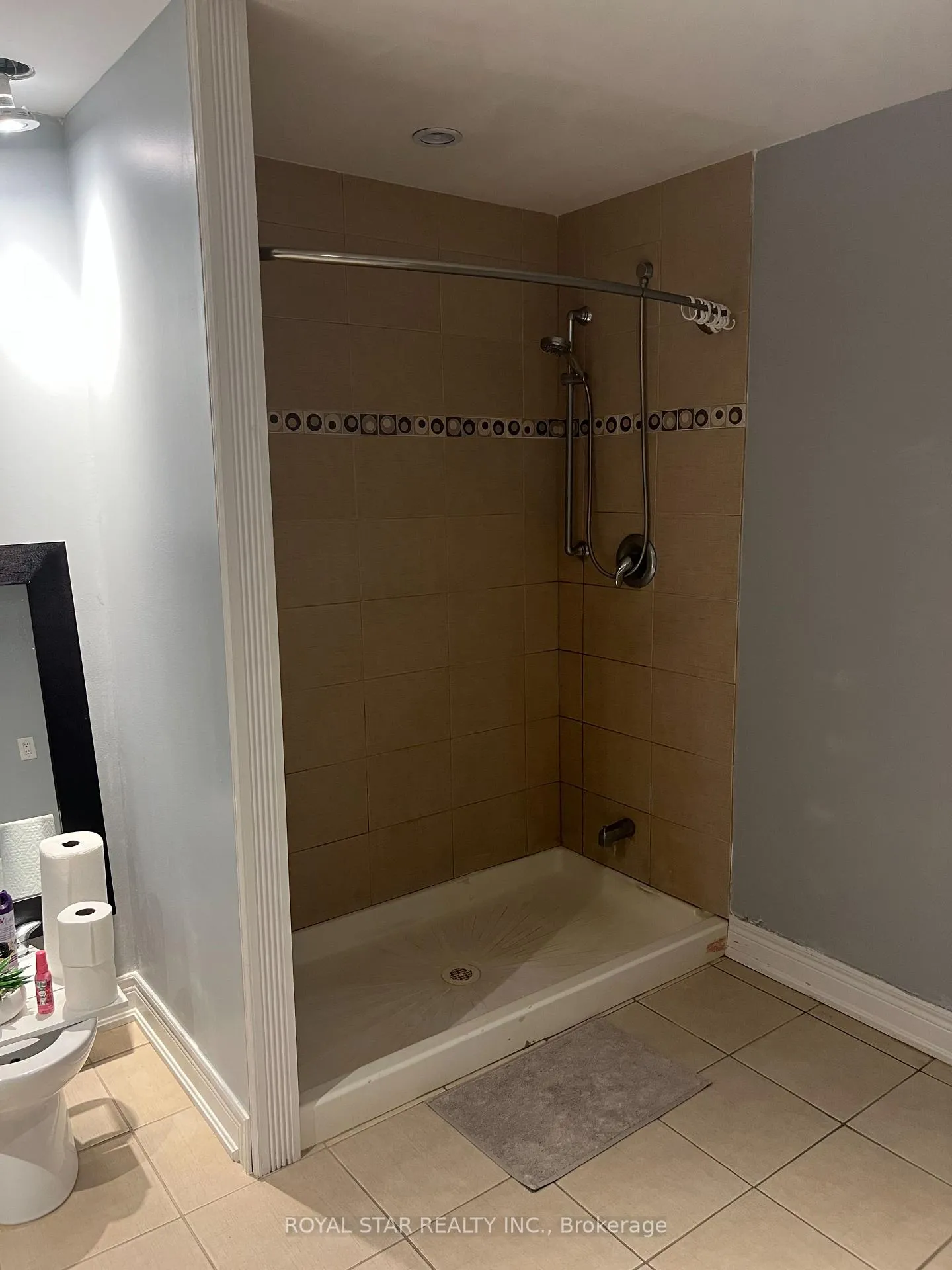 Photo 14 of 34 Malden Street, Vaughan, East Woodbridge — HOMEH