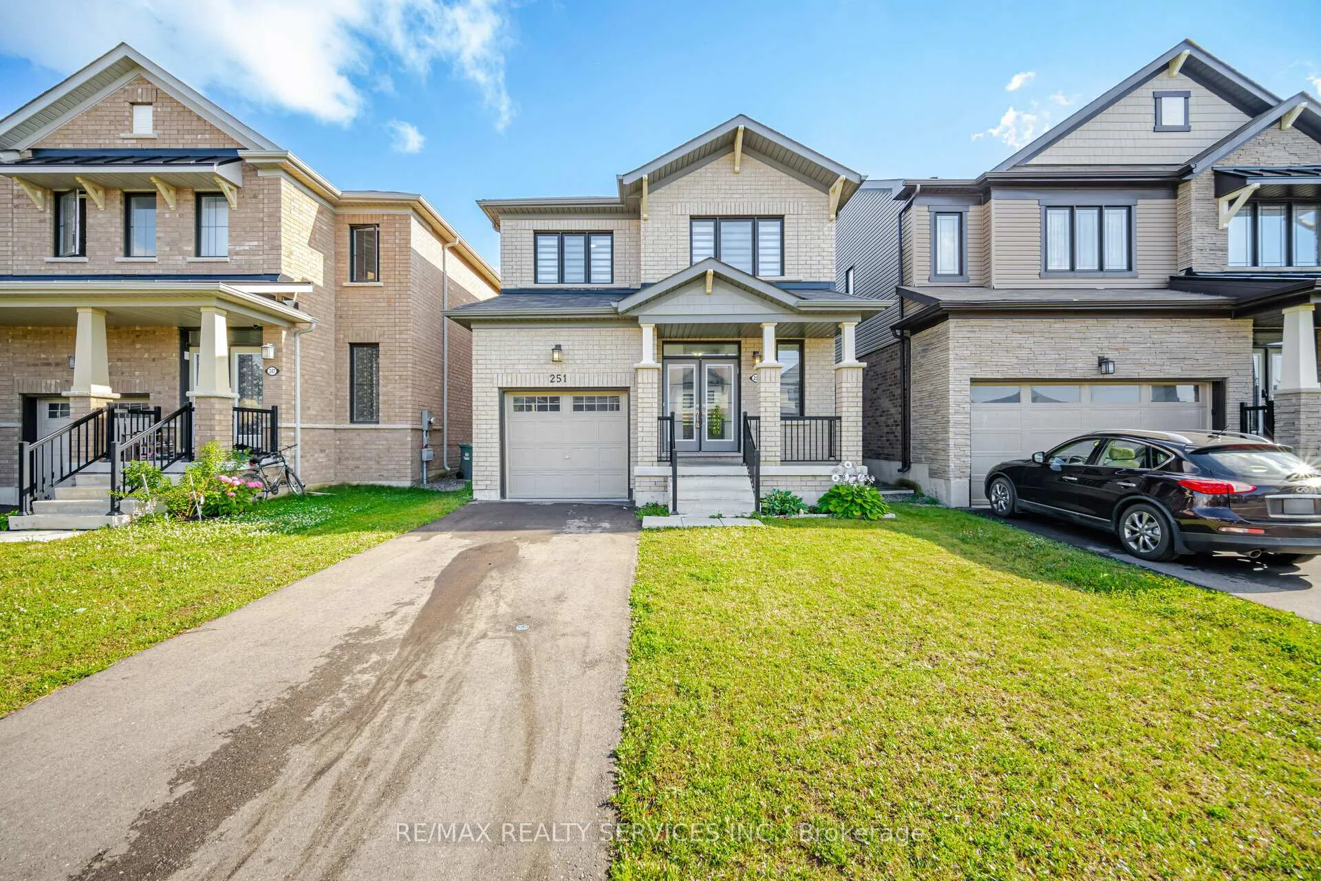 Photo 8 of 251 Bedrock Drive, Hamilton, Stoney Creek — HOMEH