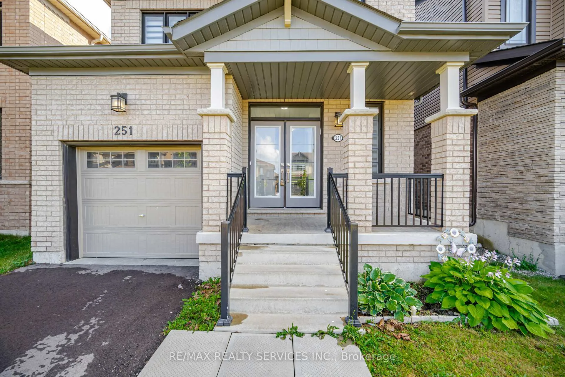Photo 11 of 251 Bedrock Drive, Hamilton, Stoney Creek — HOMEH