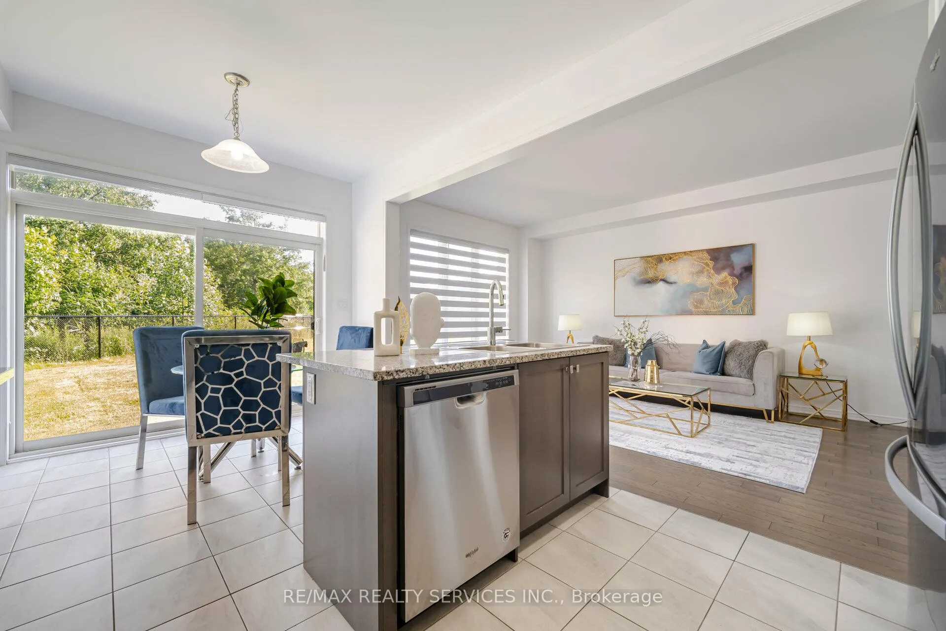 Photo 18 of 251 Bedrock Drive, Hamilton, Stoney Creek — HOMEH