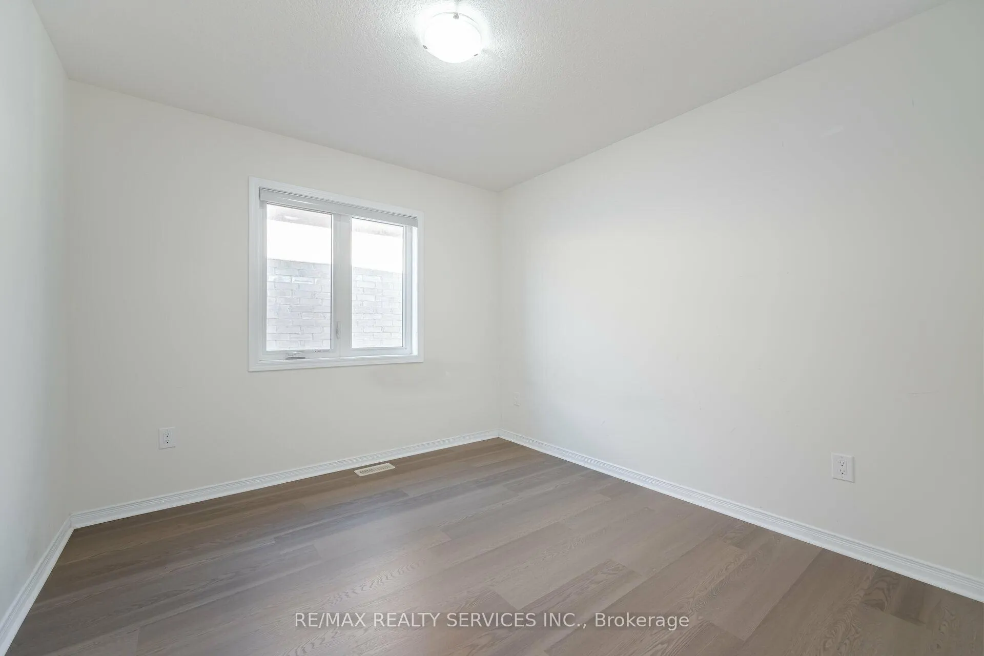 Photo 34 of 251 Bedrock Drive, Hamilton, Stoney Creek — HOMEH