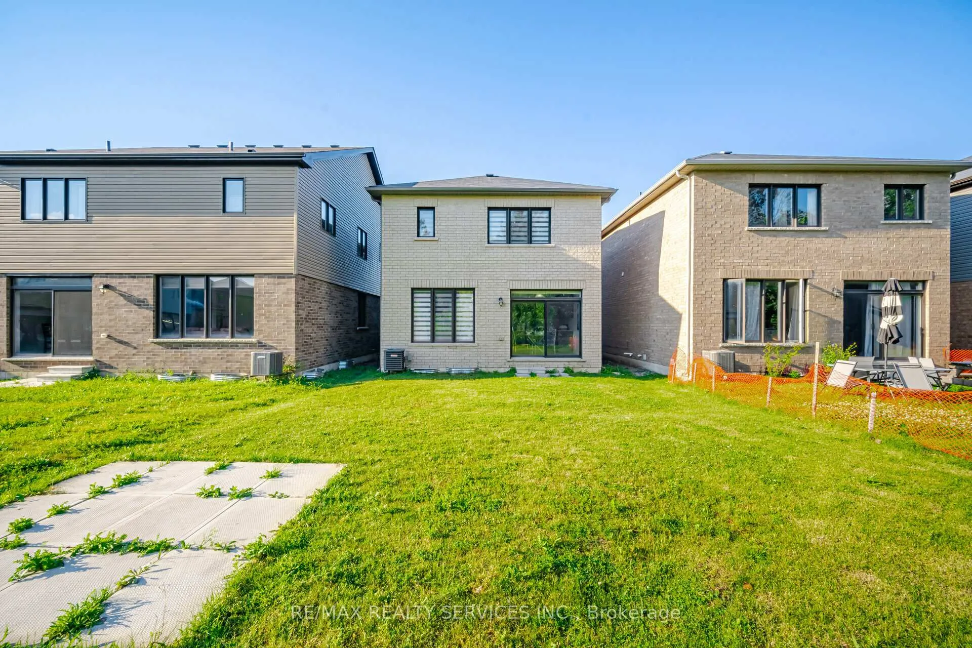 Photo 41 of 251 Bedrock Drive, Hamilton, Stoney Creek — HOMEH
