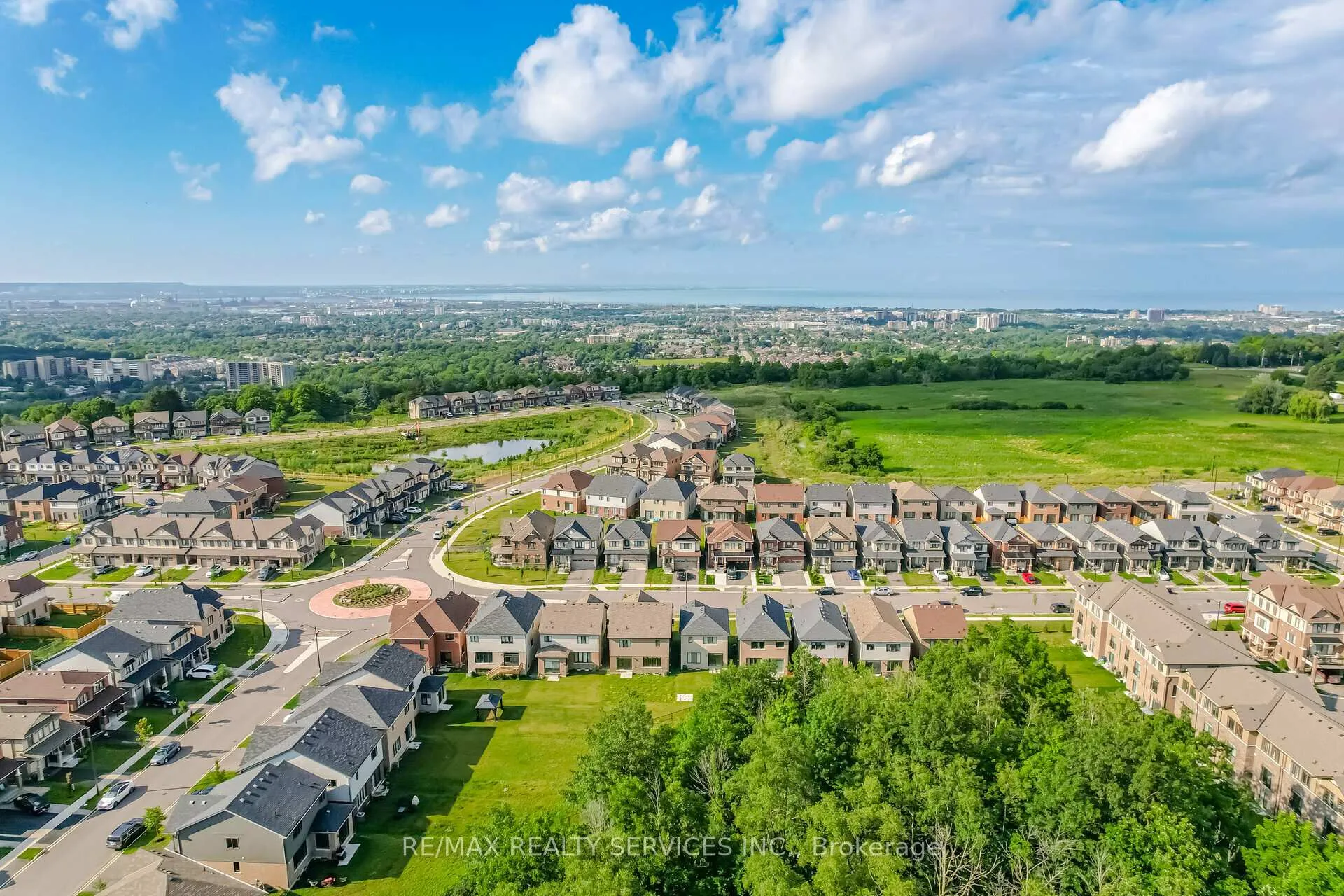 Photo 47 of 251 Bedrock Drive, Hamilton, Stoney Creek — HOMEH