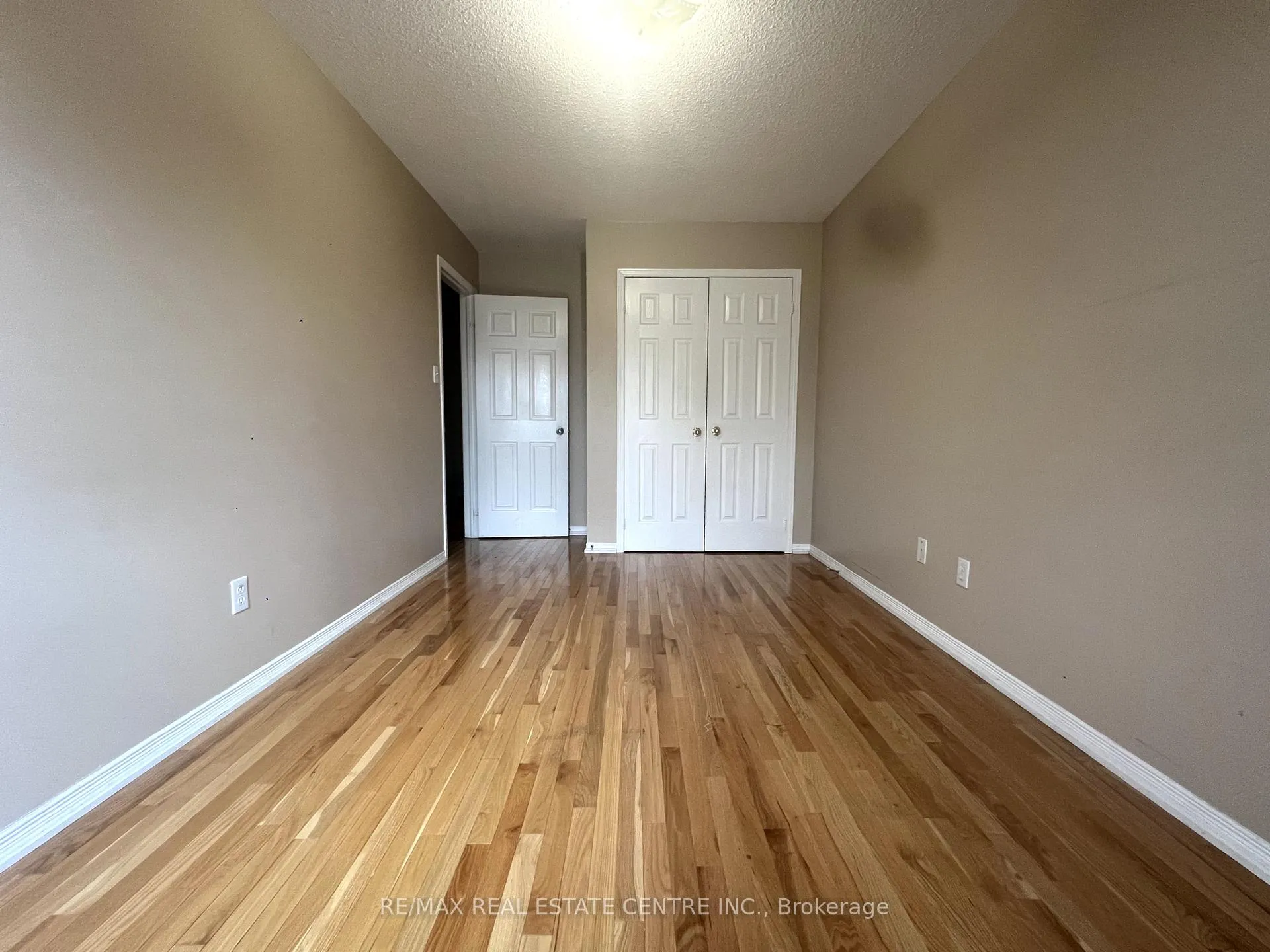 Photo 9 of 77 Zia Dodda Crescent, Brampton, Bram East — HOMEH