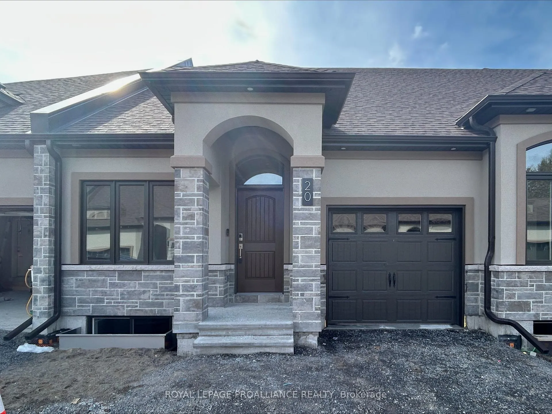Photo 1 of Unit 20, 99 Cloverleaf Drive, Belleville, Thurlow Ward — HOMEH