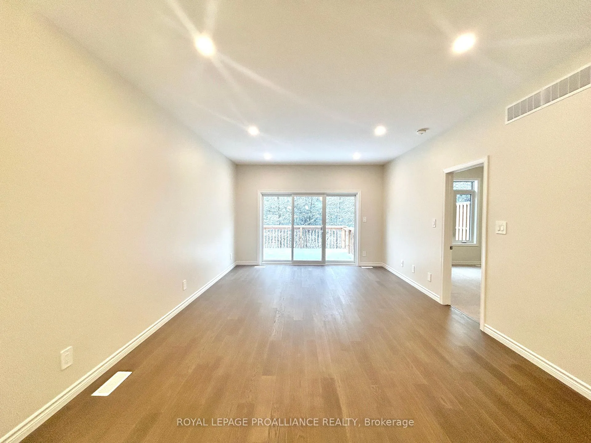 Photo 7 of Unit 20, 99 Cloverleaf Drive, Belleville, Thurlow Ward — HOMEH