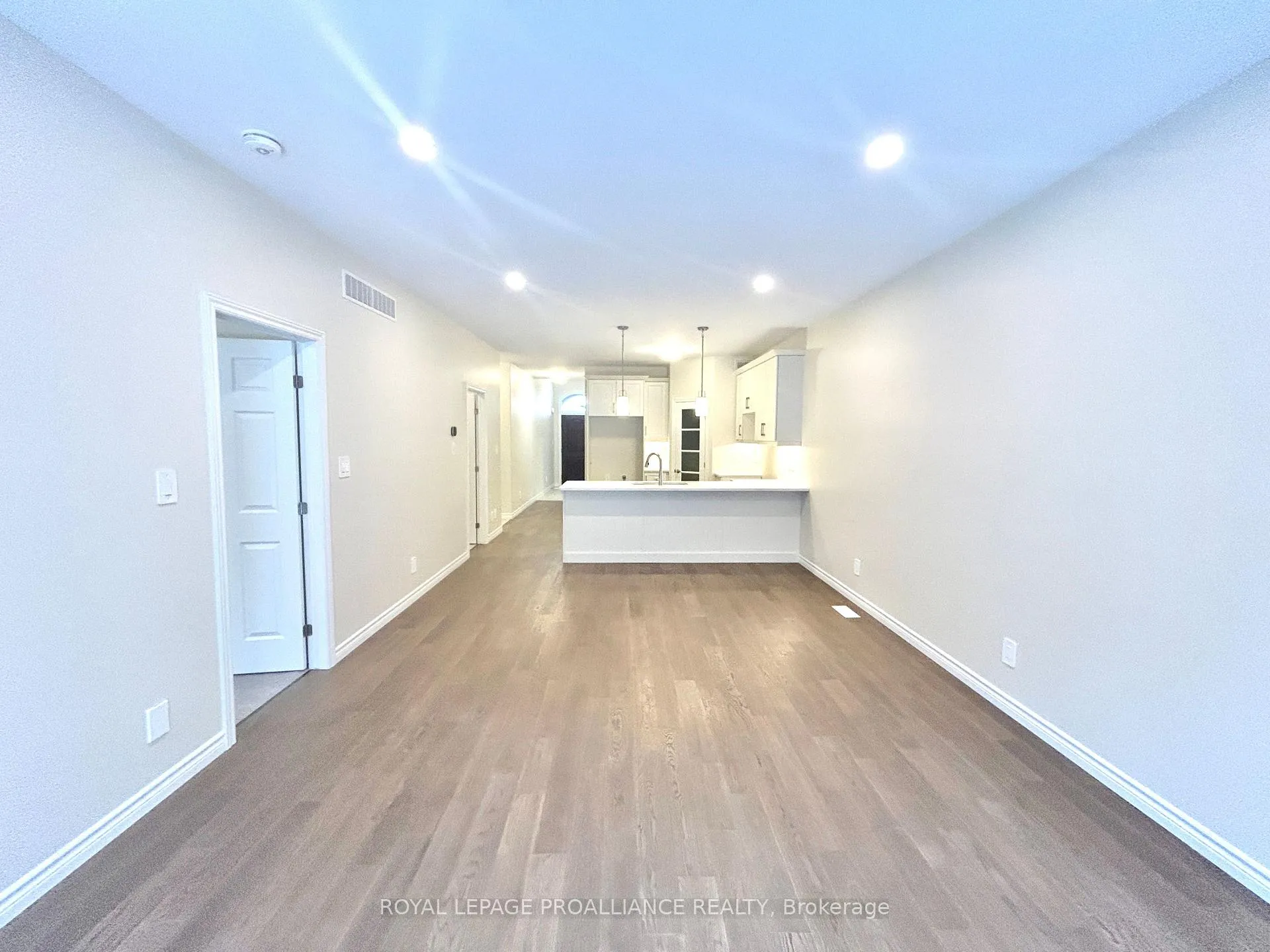 Photo 10 of Unit 20, 99 Cloverleaf Drive, Belleville, Thurlow Ward — HOMEH
