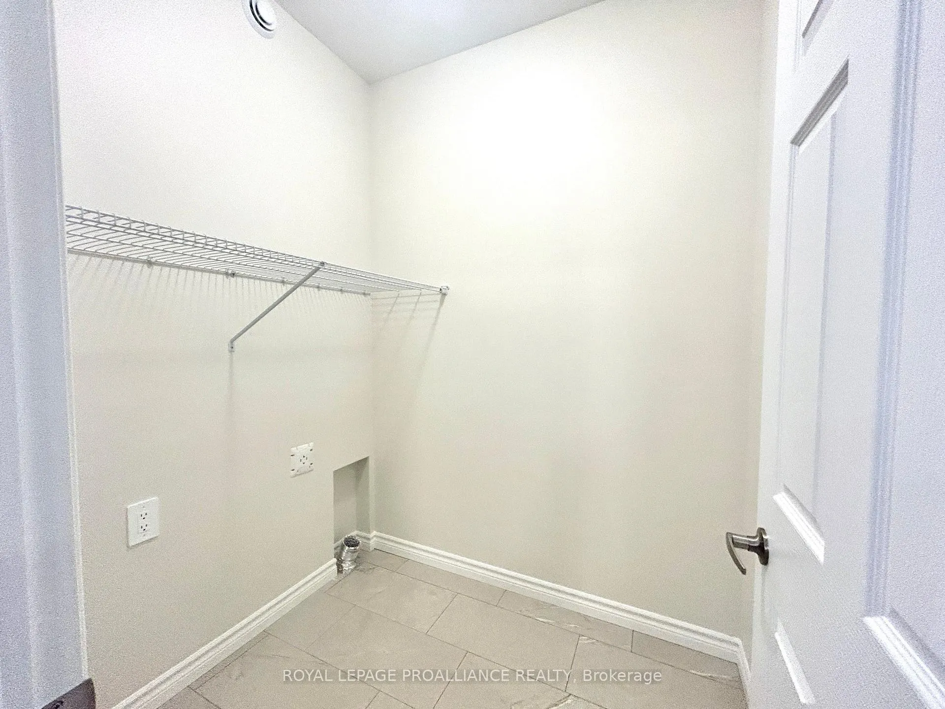 Photo 15 of Unit 20, 99 Cloverleaf Drive, Belleville, Thurlow Ward — HOMEH