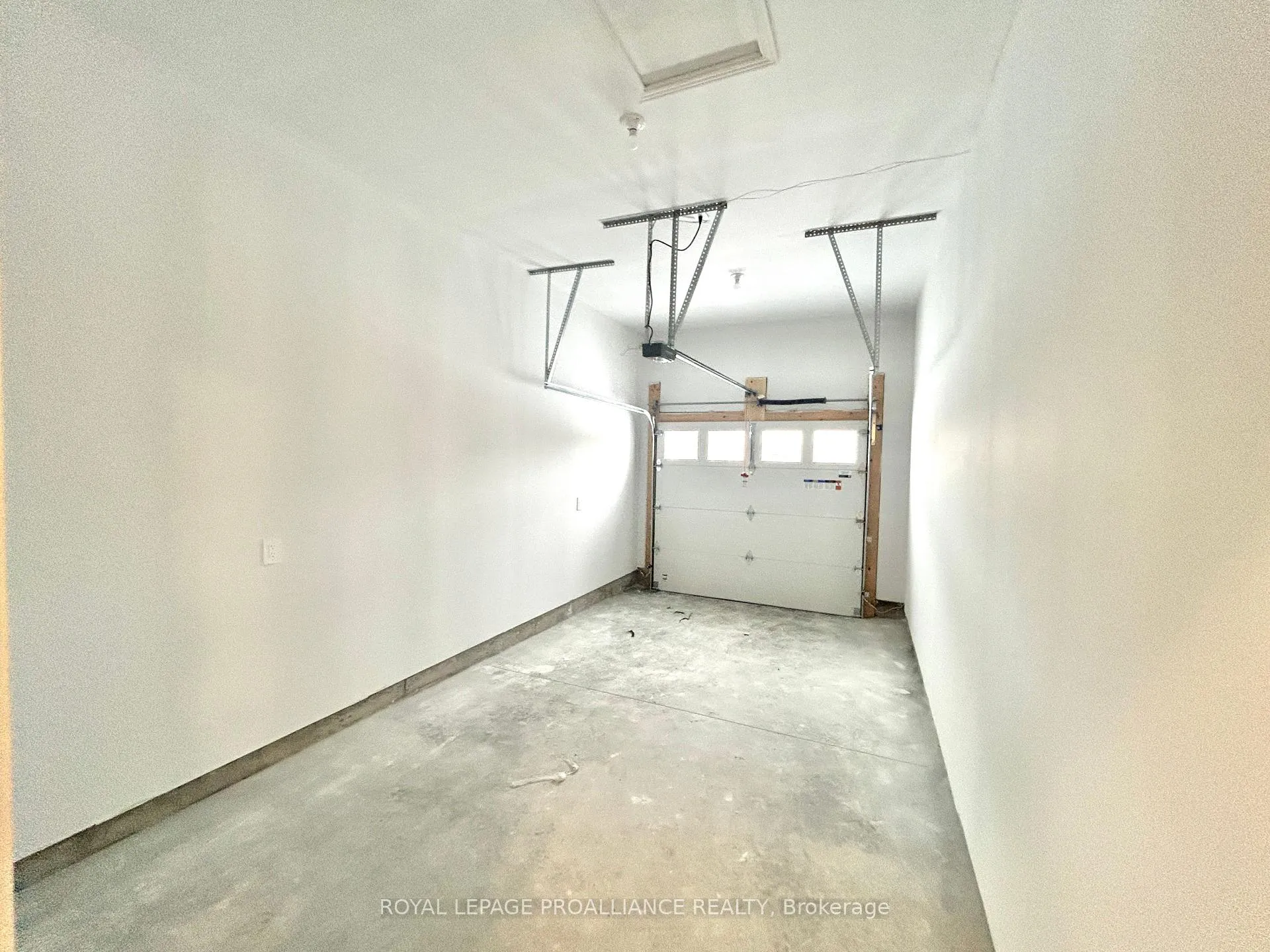 Photo 16 of Unit 20, 99 Cloverleaf Drive, Belleville, Thurlow Ward — HOMEH