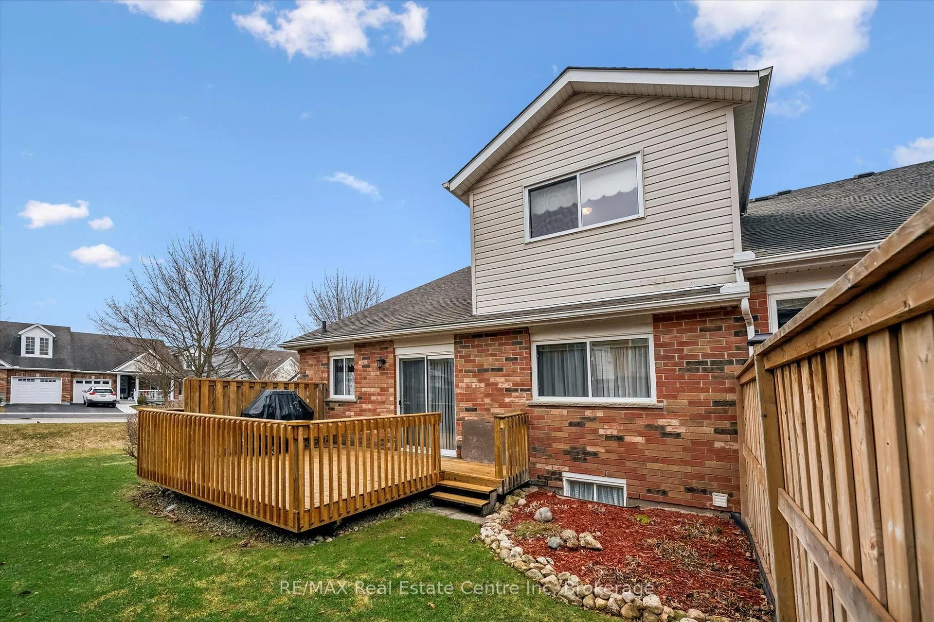 Photo 22 of 1 Thornton Street, Guelph, Grange Road — HOMEH
