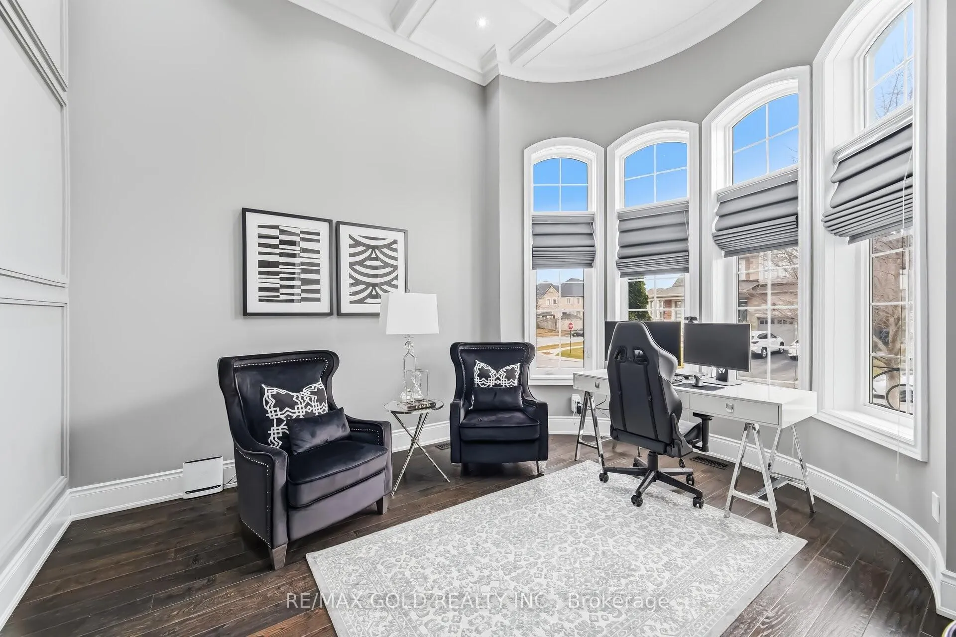 Photo 19 of 4 Spain Crescent, Brampton, Toronto Gore Rural Estate — HOMEH