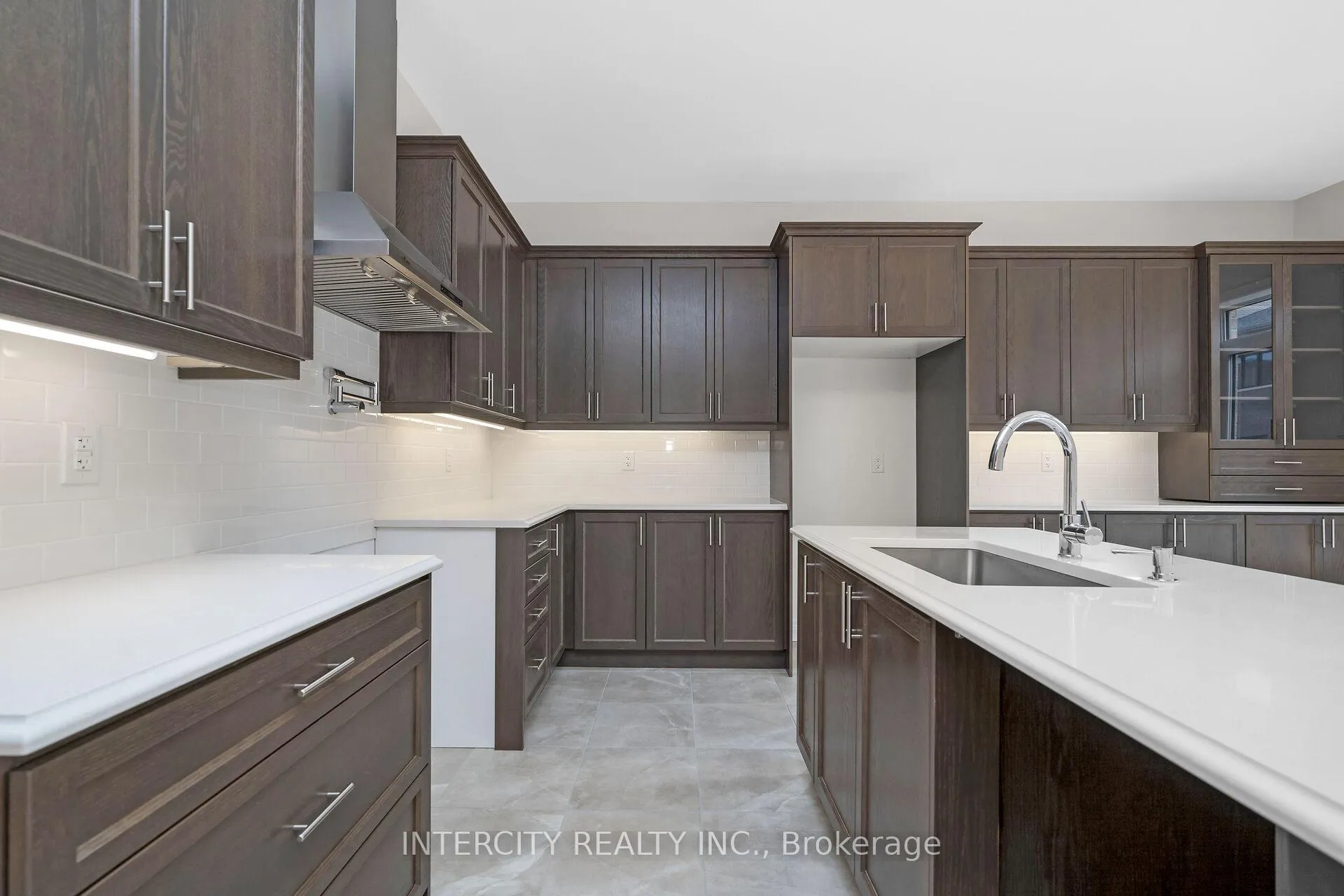Photo 11 of Unit Lot 138, 38 Kessler Drive, Brampton, Sandringham-Wellington — HOMEH