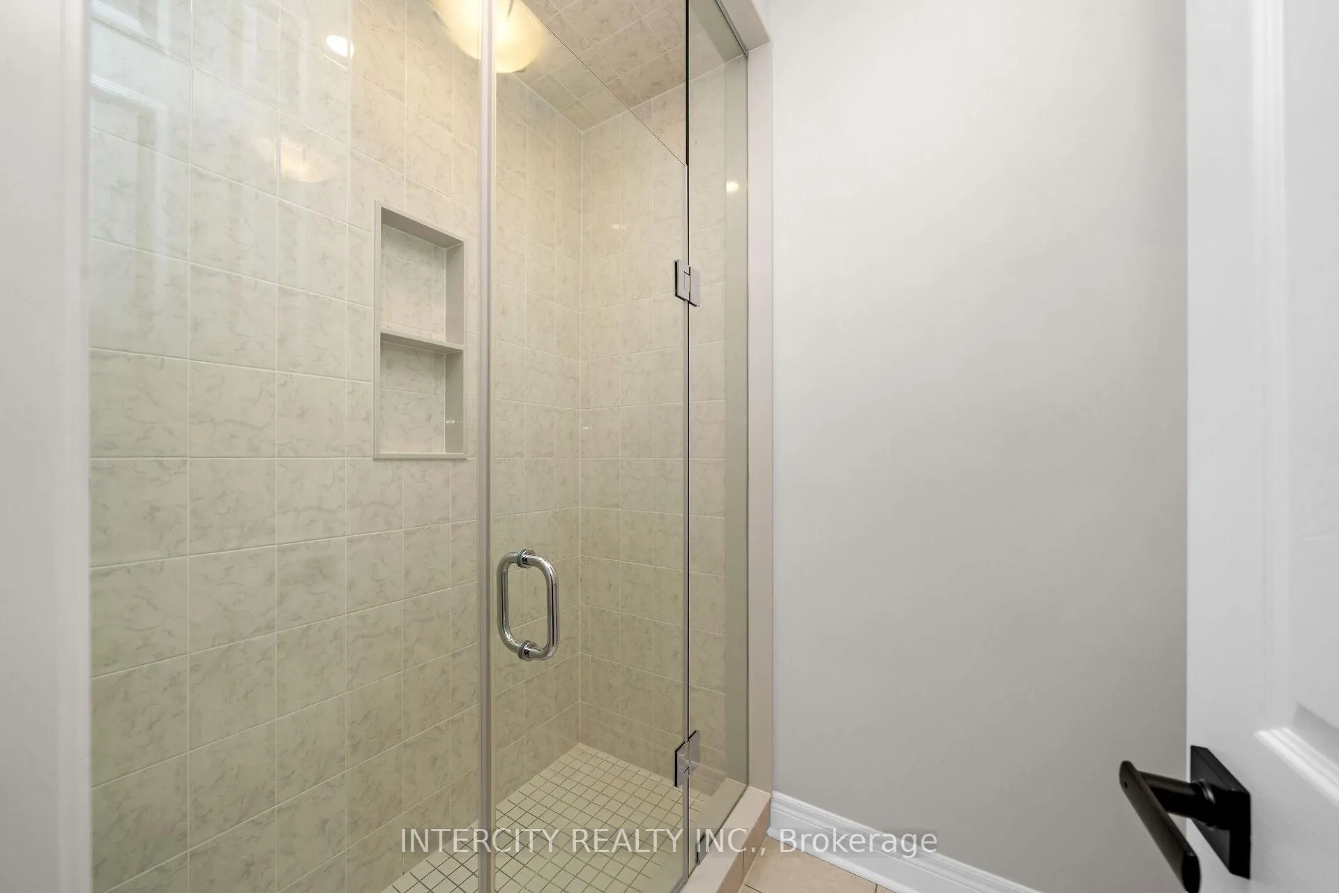 Photo 33 of Unit Lot 138, 38 Kessler Drive, Brampton, Sandringham-Wellington — HOMEH