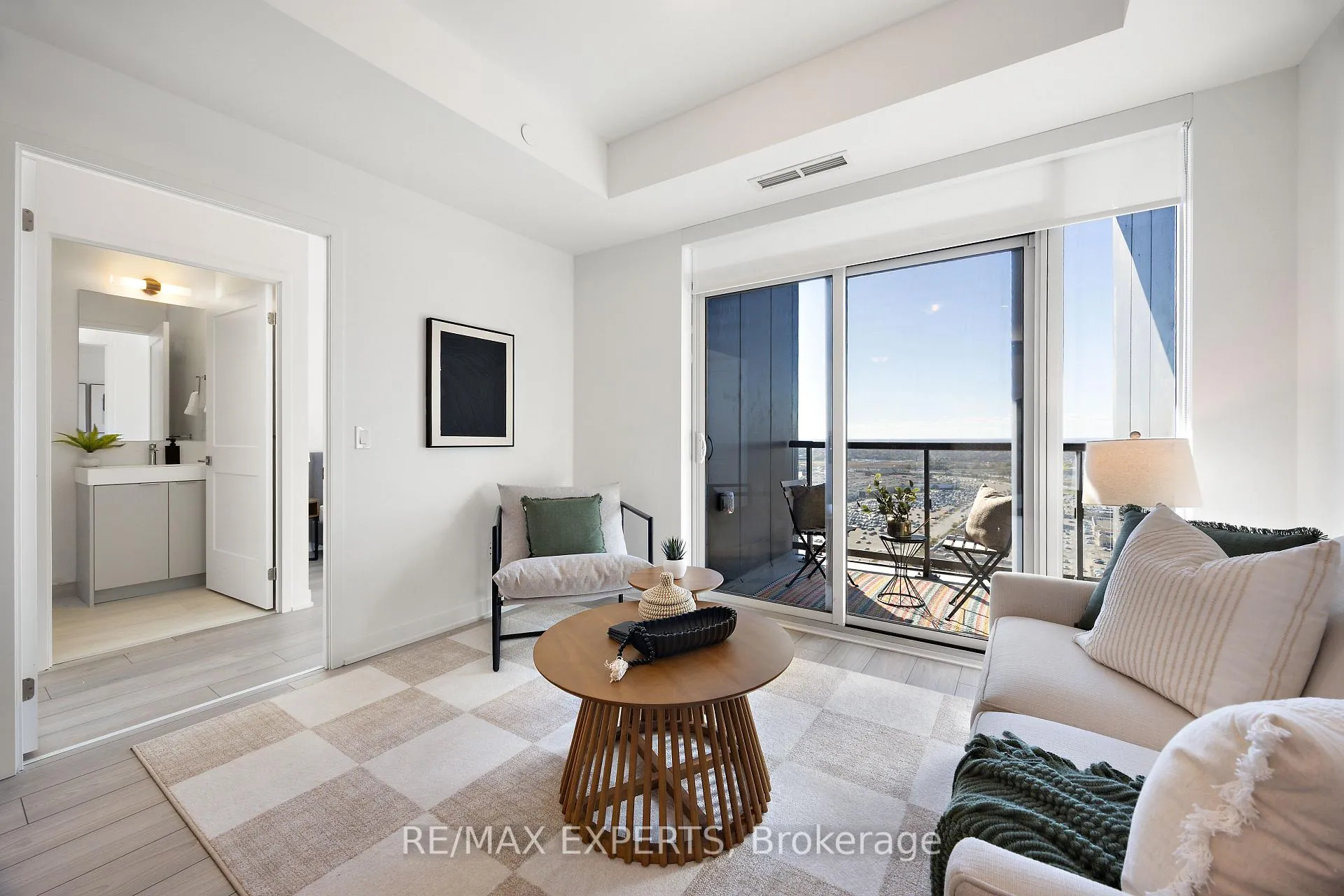 Photo 13 of Unit 2521, 10 Abeja Street, Vaughan, Concord — HOMEH