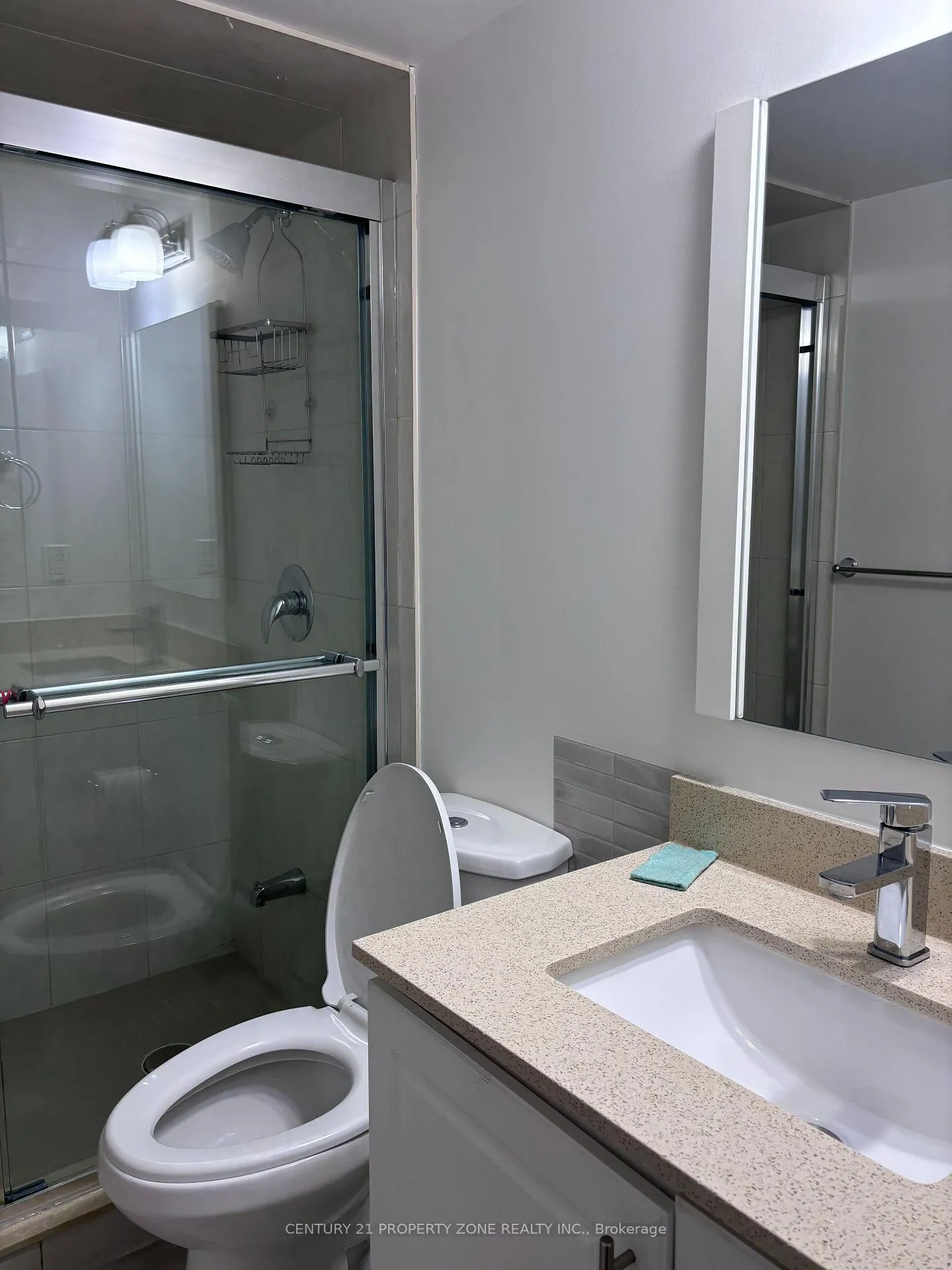 Photo 13 of 19 Angelgate Road (Basement) E, Brampton, Credit Valley — HOMEH