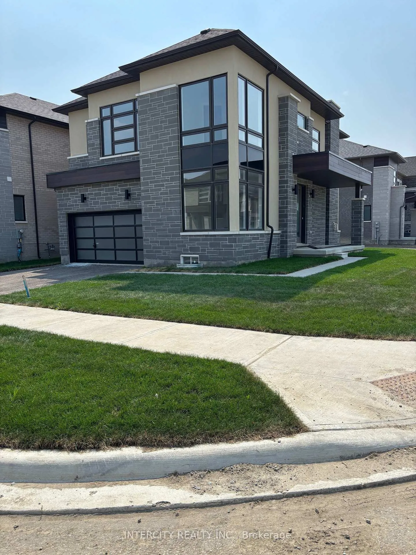 Photo 1 of Unit Lot 134, 30 Kessler Drive, Brampton, Sandringham-Wellington North — HOMEH
