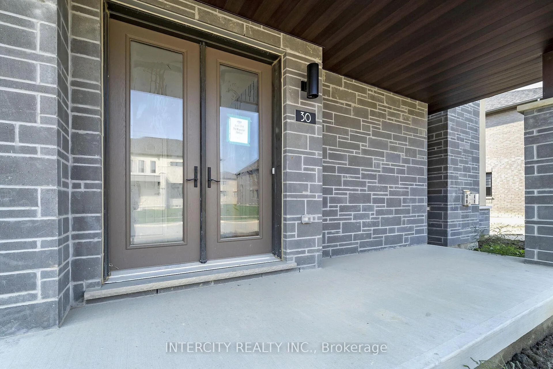 Photo 5 of Unit Lot 134, 30 Kessler Drive, Brampton, Sandringham-Wellington North — HOMEH