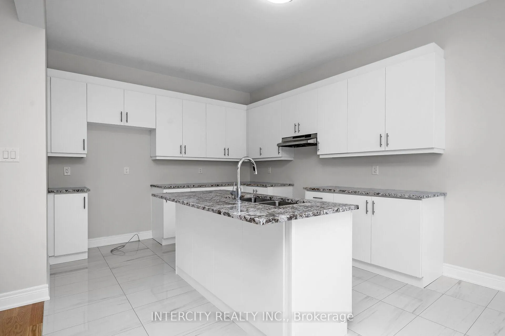 Photo 11 of Unit Lot 134, 30 Kessler Drive, Brampton, Sandringham-Wellington North — HOMEH