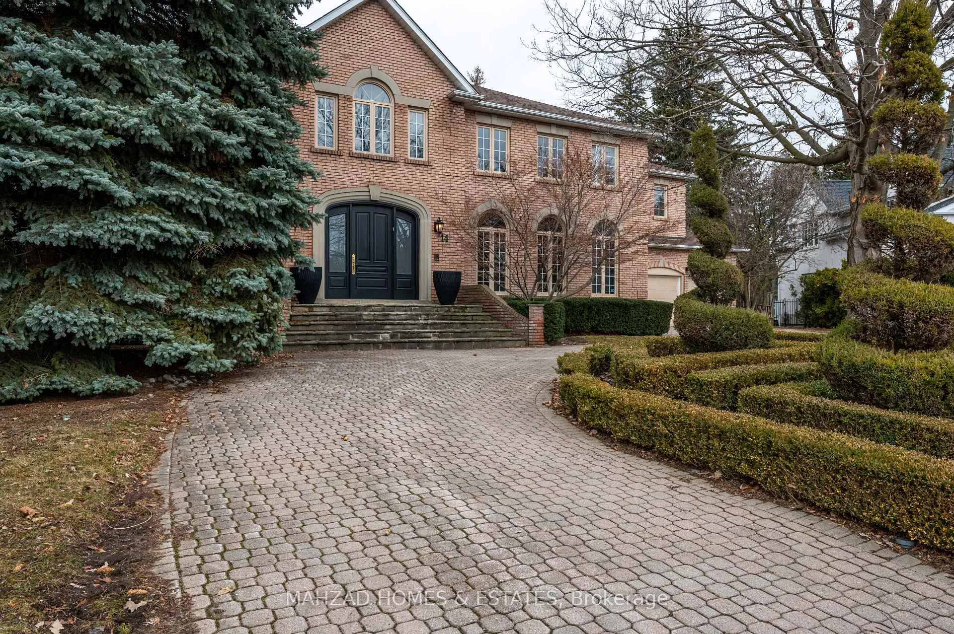 Photo 3 of 14 Prescott Court, Markham, Bayview Glen — HOMEH