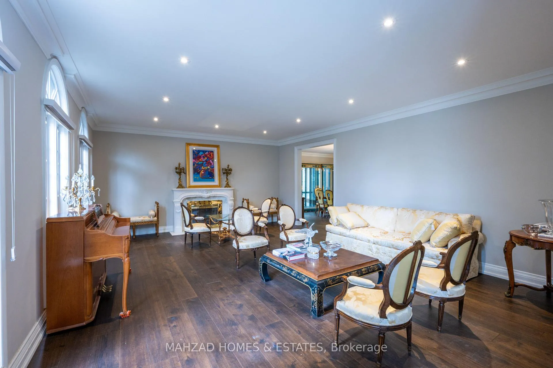 Photo 9 of 14 Prescott Court, Markham, Bayview Glen — HOMEH