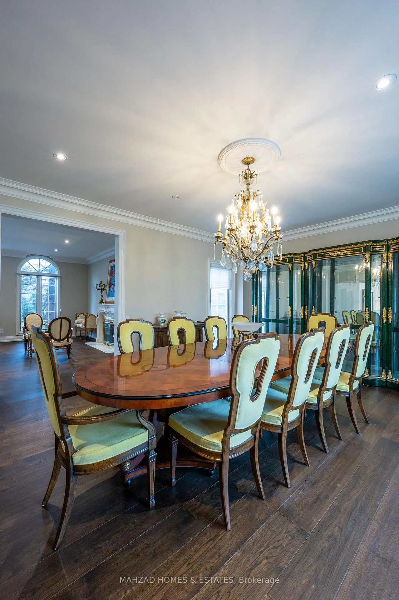 Photo 11 of 14 Prescott Court, Markham, Bayview Glen — HOMEH