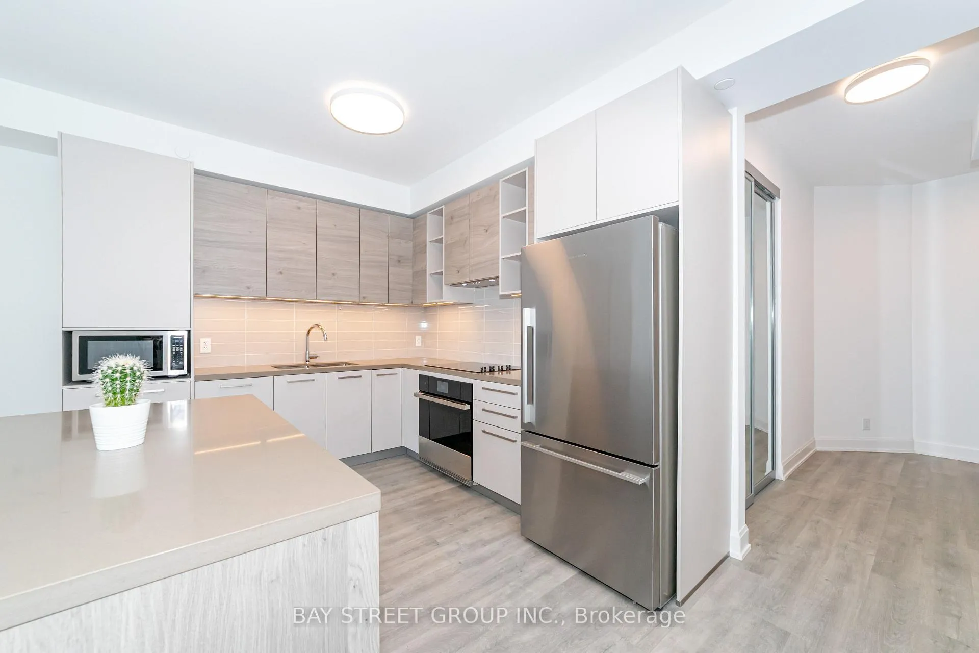 Photo 8 of Unit 709, 12 Gandhi Lane, Markham, Commerce Valley — HOMEH