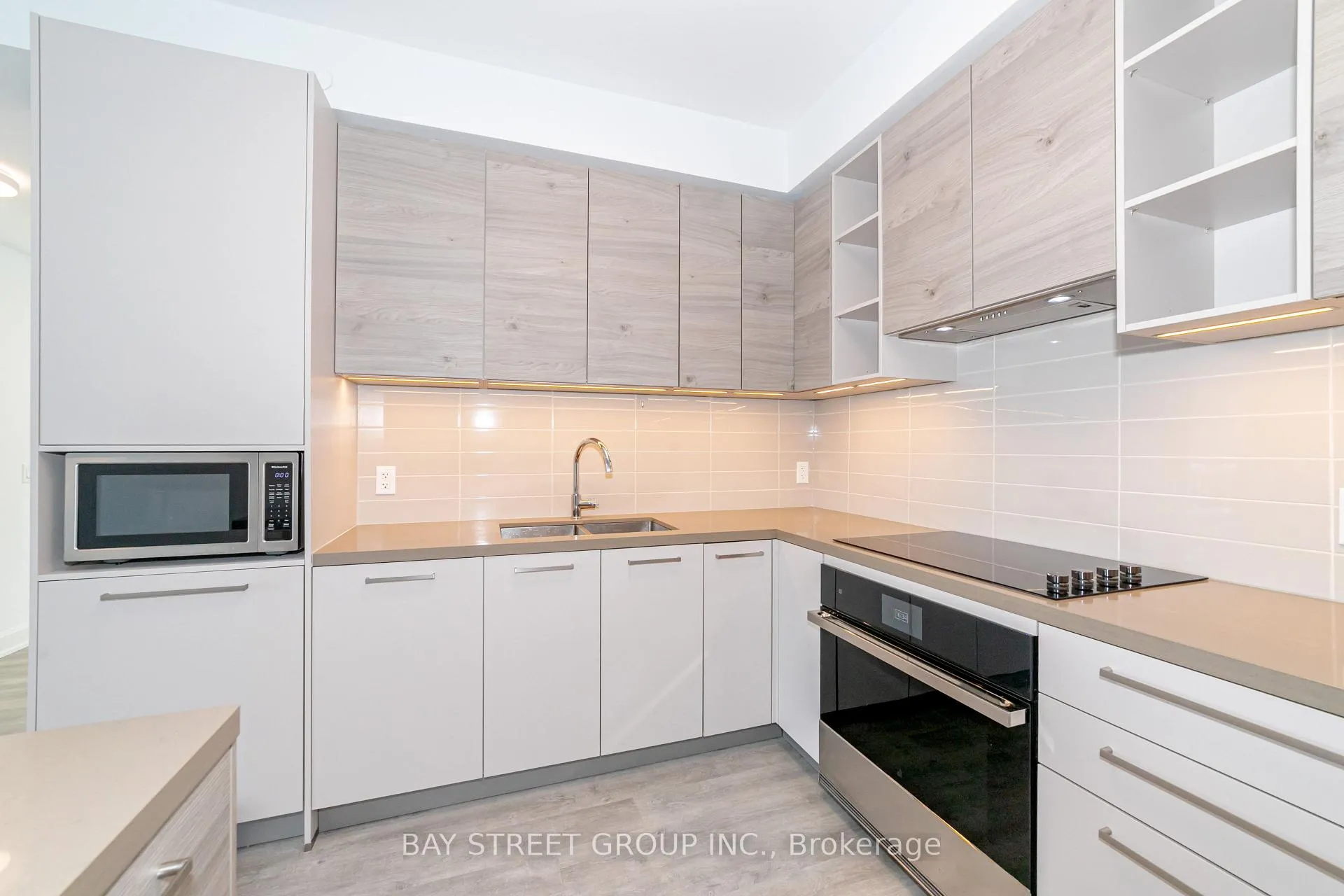 Photo 9 of Unit 709, 12 Gandhi Lane, Markham, Commerce Valley — HOMEH