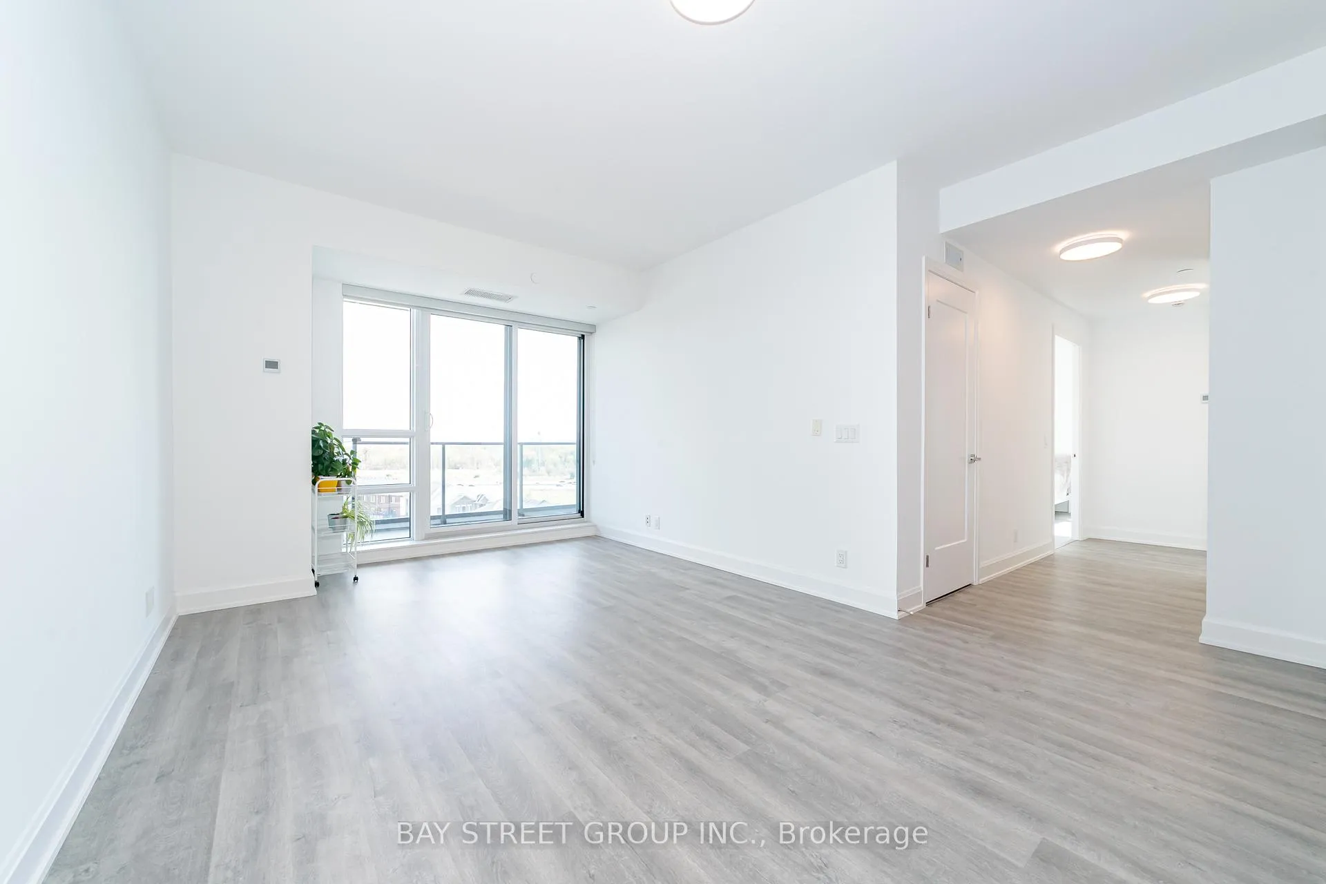 Photo 10 of Unit 709, 12 Gandhi Lane, Markham, Commerce Valley — HOMEH