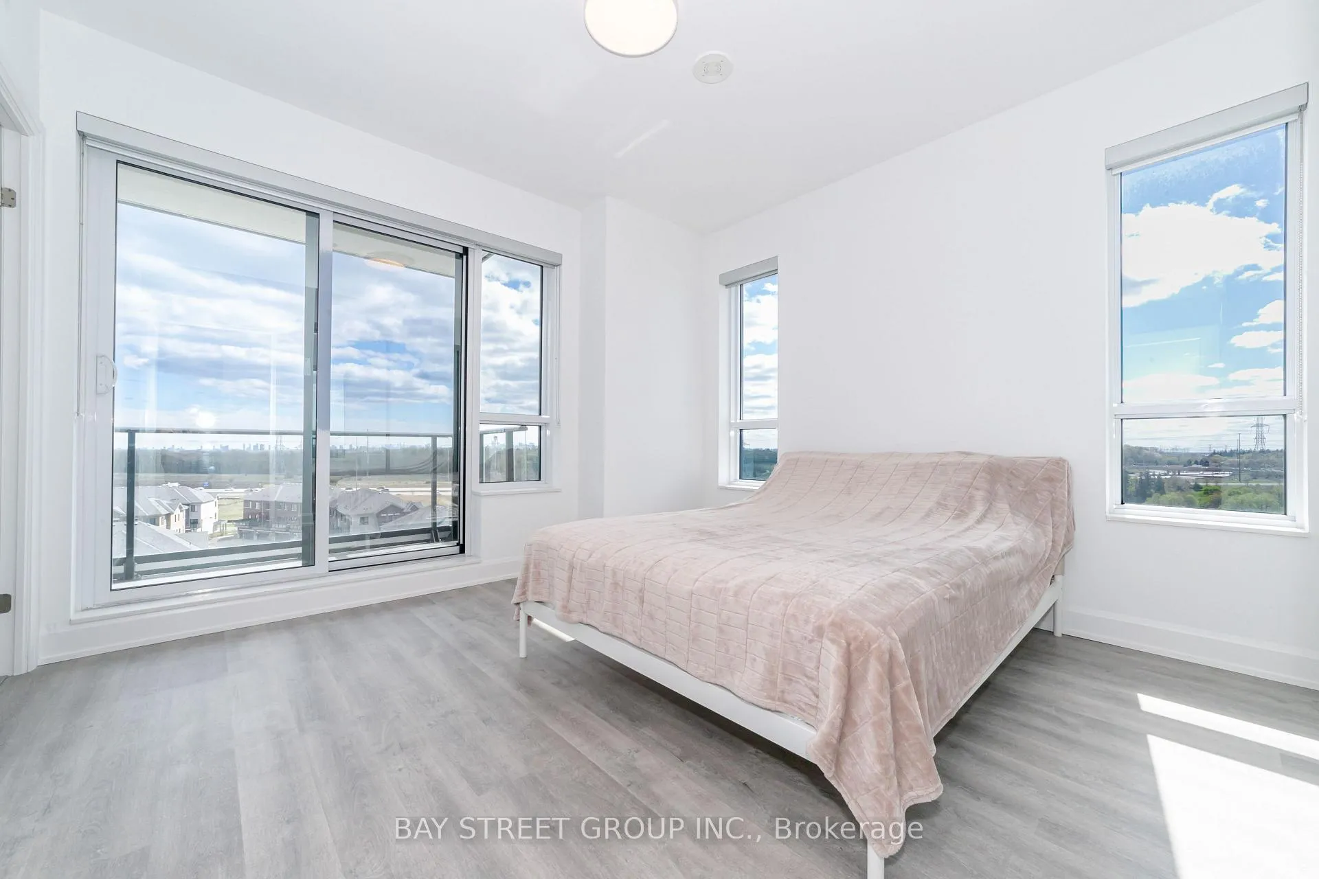 Photo 18 of Unit 709, 12 Gandhi Lane, Markham, Commerce Valley — HOMEH