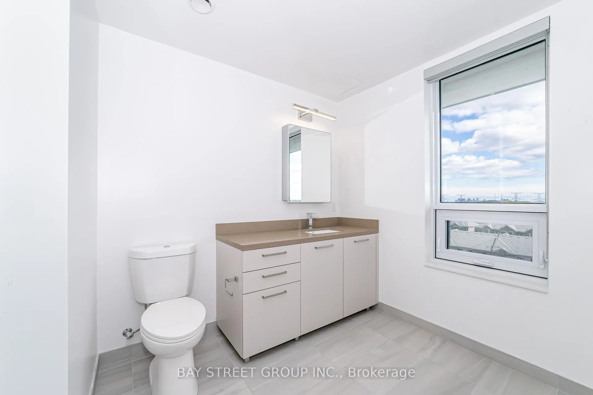 Photo 23 of Unit 709, 12 Gandhi Lane, Markham, Commerce Valley — HOMEH