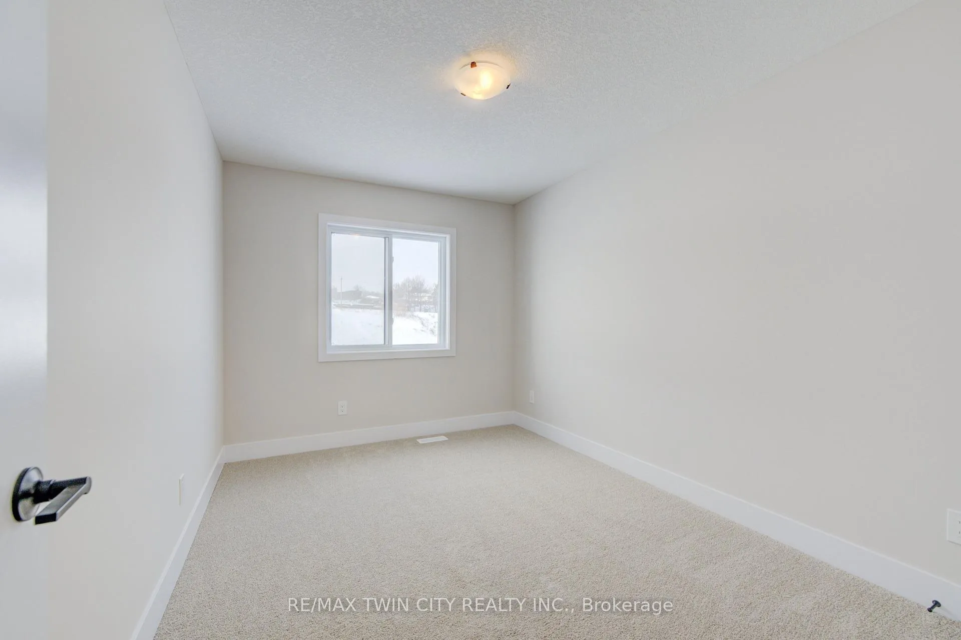 Photo 22 of 169 Dunnigan Drive, Kitchener — HOMEH