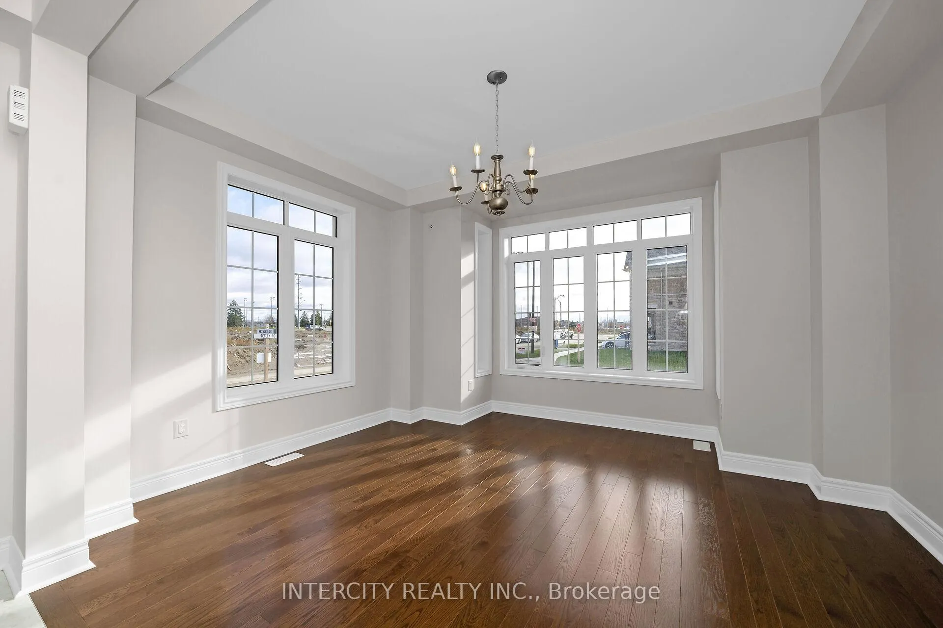 Photo 8 of Unit Lot 107, 10 Tetley Road, Brampton, Sandringham-Wellington North — HOMEH