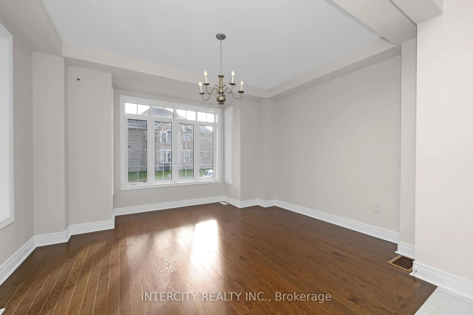 Photo 9 of Unit Lot 107, 10 Tetley Road, Brampton, Sandringham-Wellington North — HOMEH