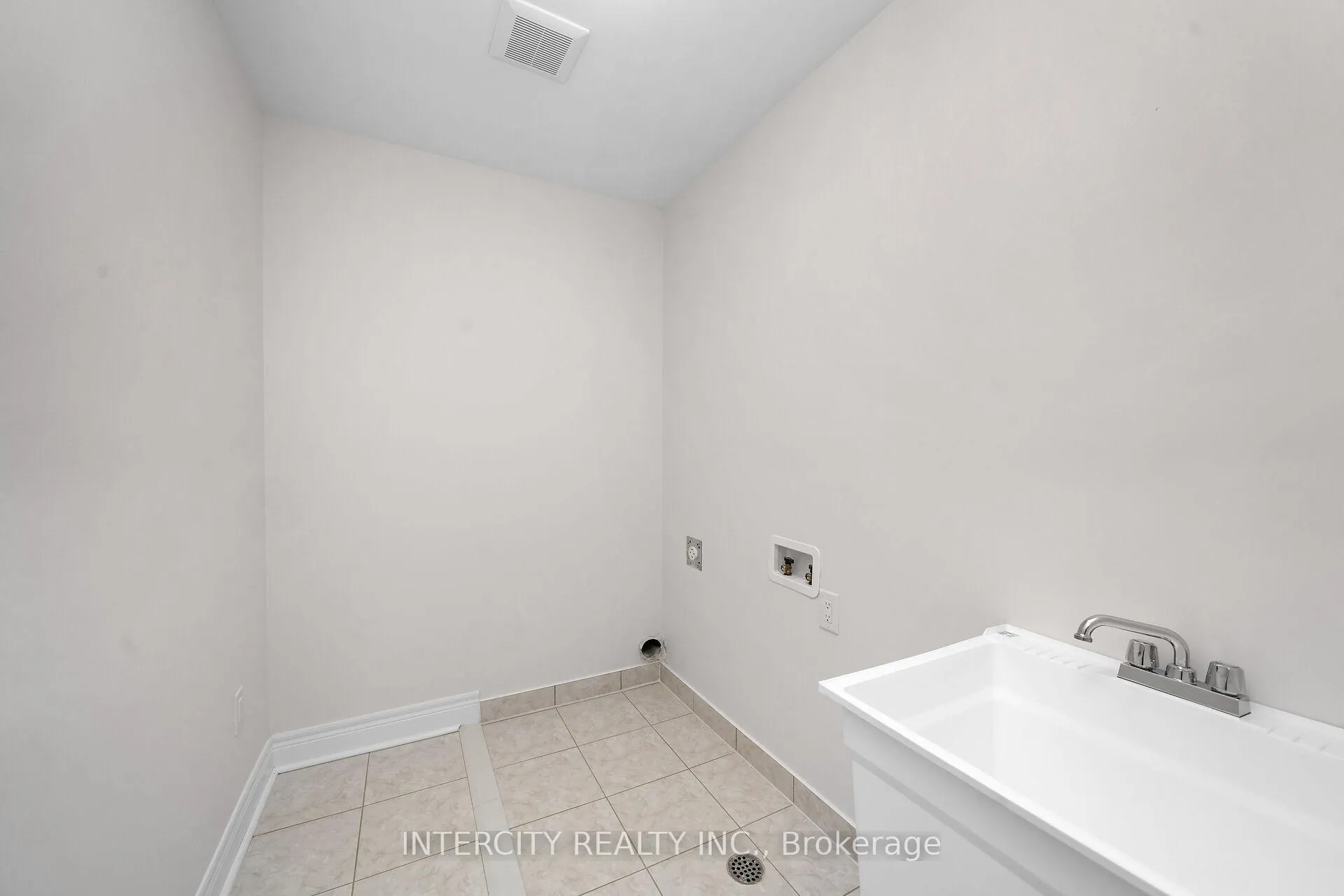 Photo 35 of Unit Lot 107, 10 Tetley Road, Brampton, Sandringham-Wellington North — HOMEH