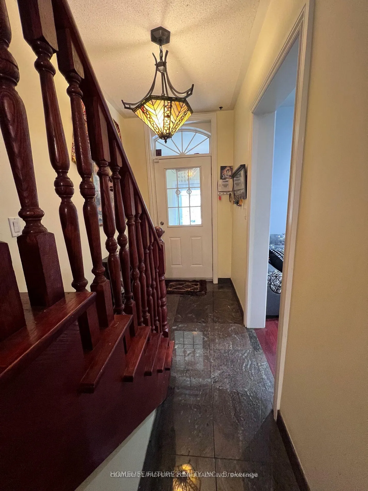 Photo 5 of 606 Pape Avenue, Toronto, North Riverdale — HOMEH