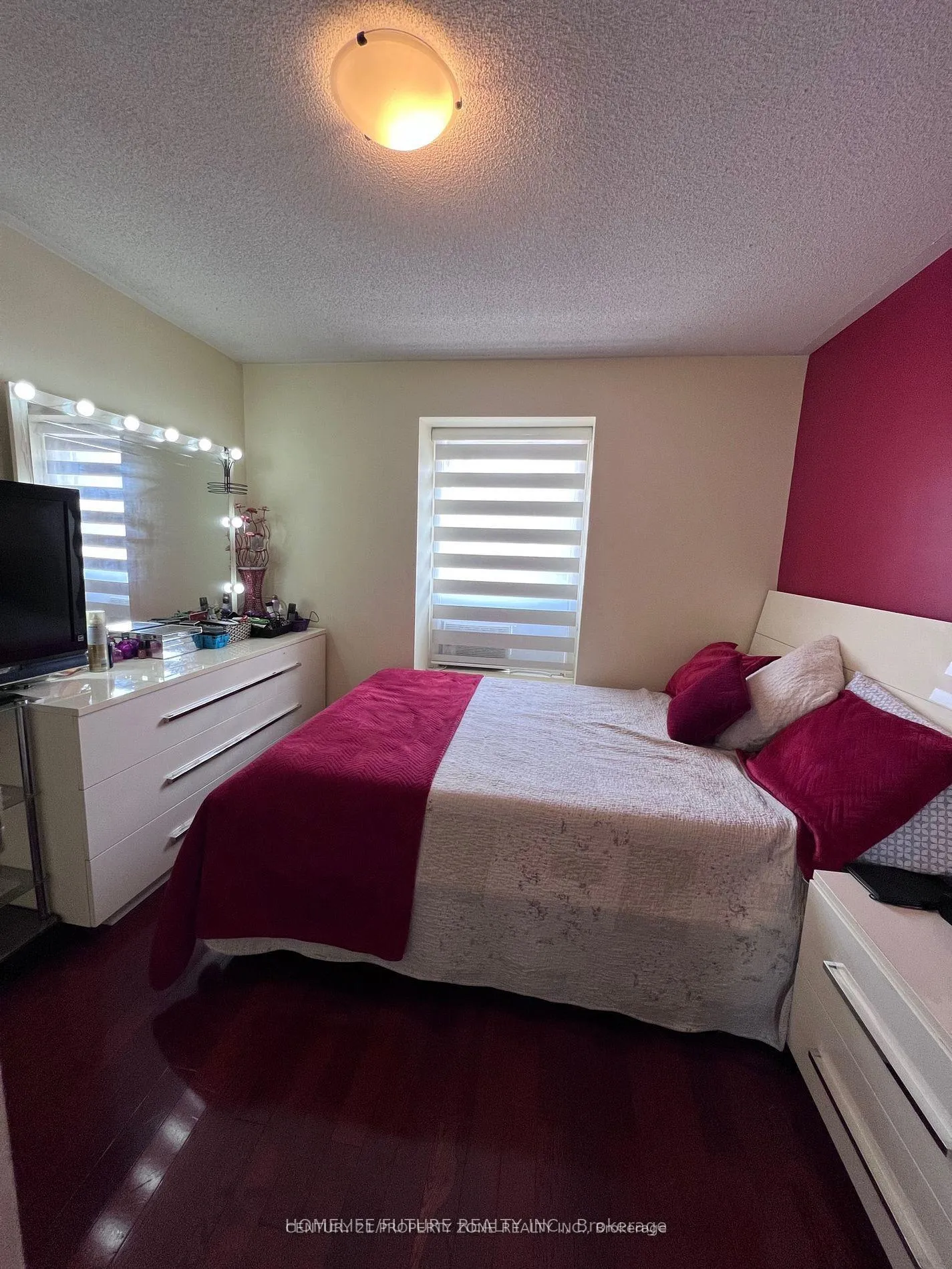 Photo 11 of 606 Pape Avenue, Toronto, North Riverdale — HOMEH