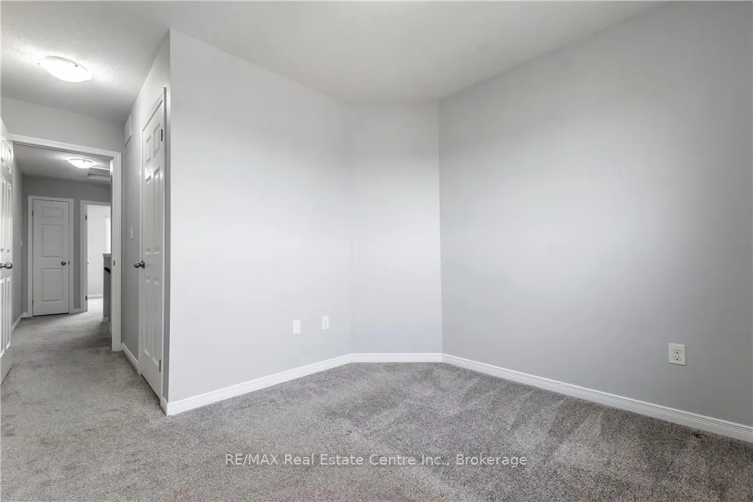 Photo 15 of Unit B9, 155 Highland Crescent, Waterloo — HOMEH