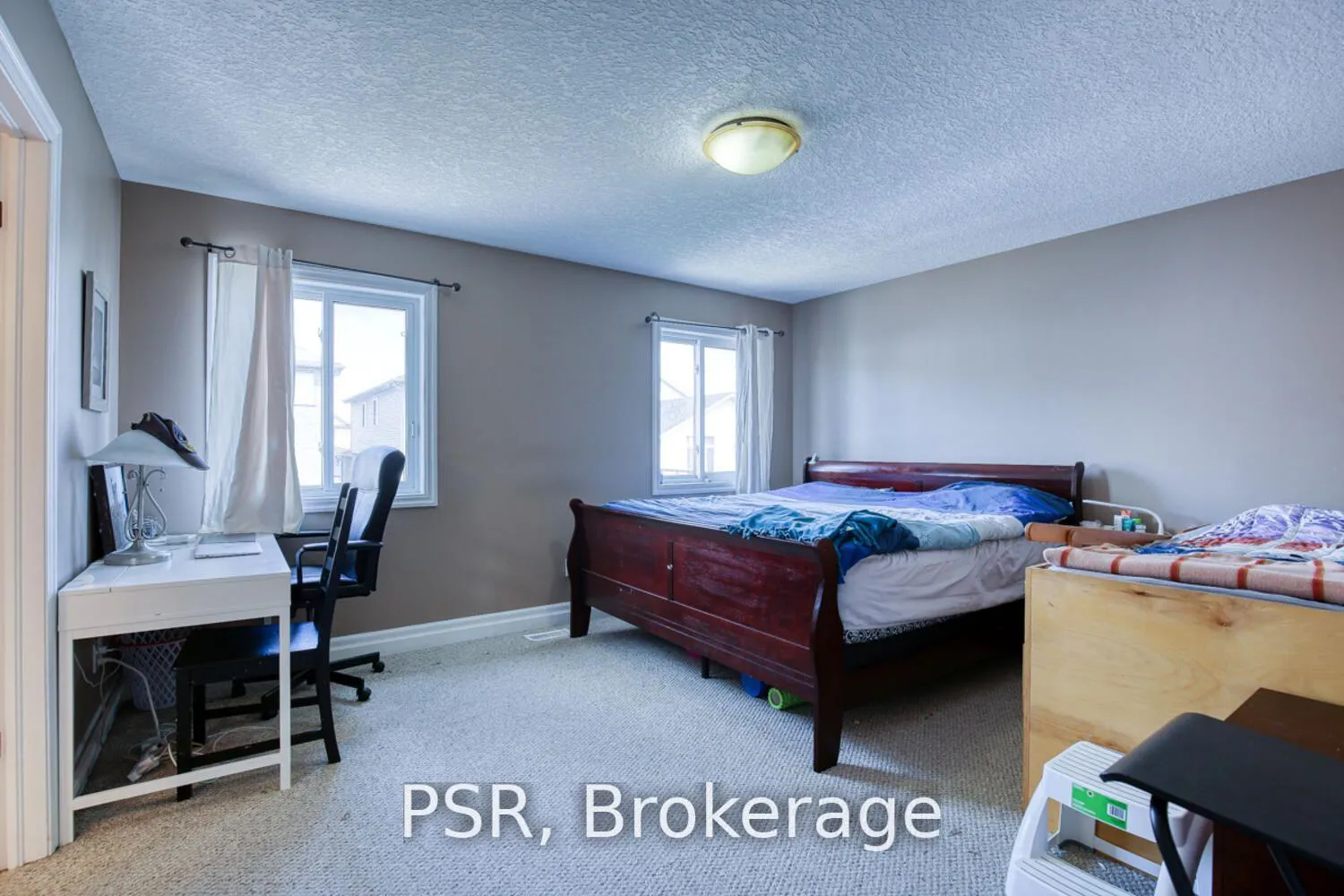 Photo 14 of 38 Huck Crescent, Kitchener — HOMEH