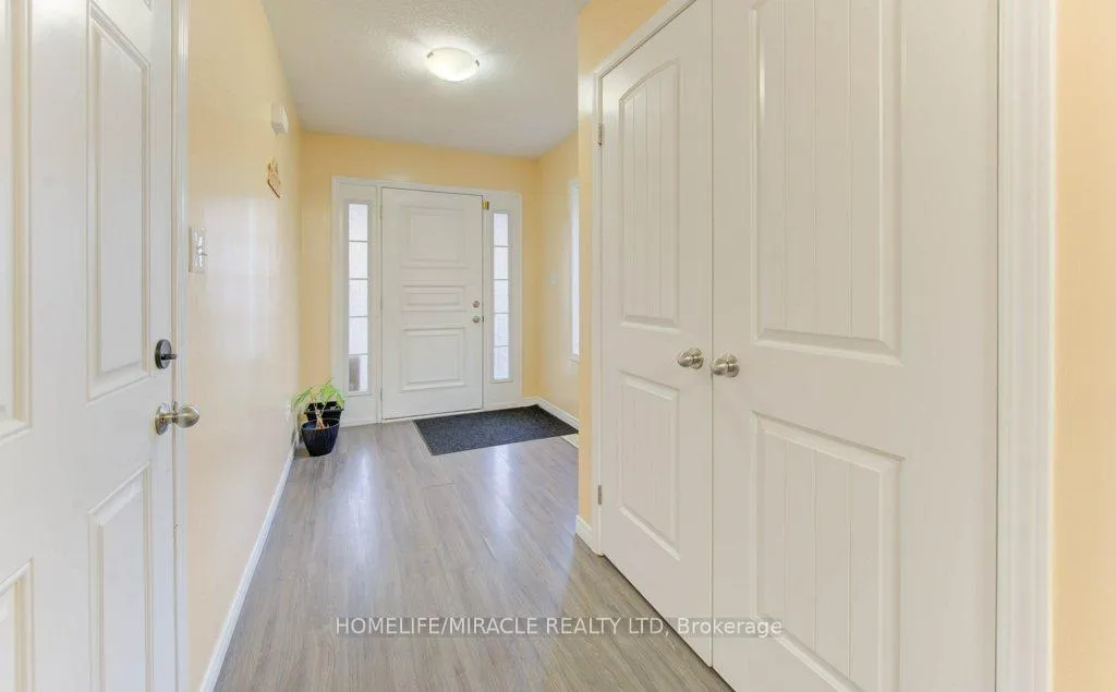 Photo 4 of 199 Cranbrook Street, Kitchener — HOMEH