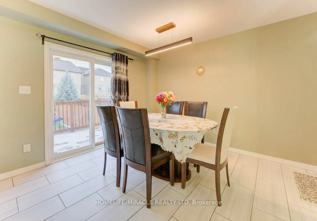 Photo 14 of 199 Cranbrook Street, Kitchener — HOMEH