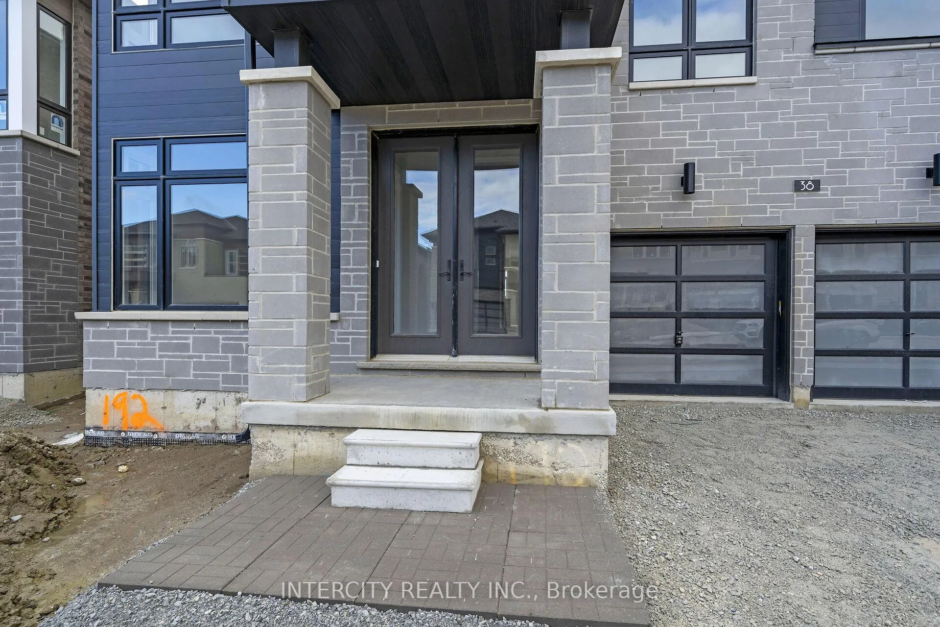Photo 2 of Unit Lot 192, 38 Keyworth Crescent, Brampton, Sandringham-Wellington North — HOMEH