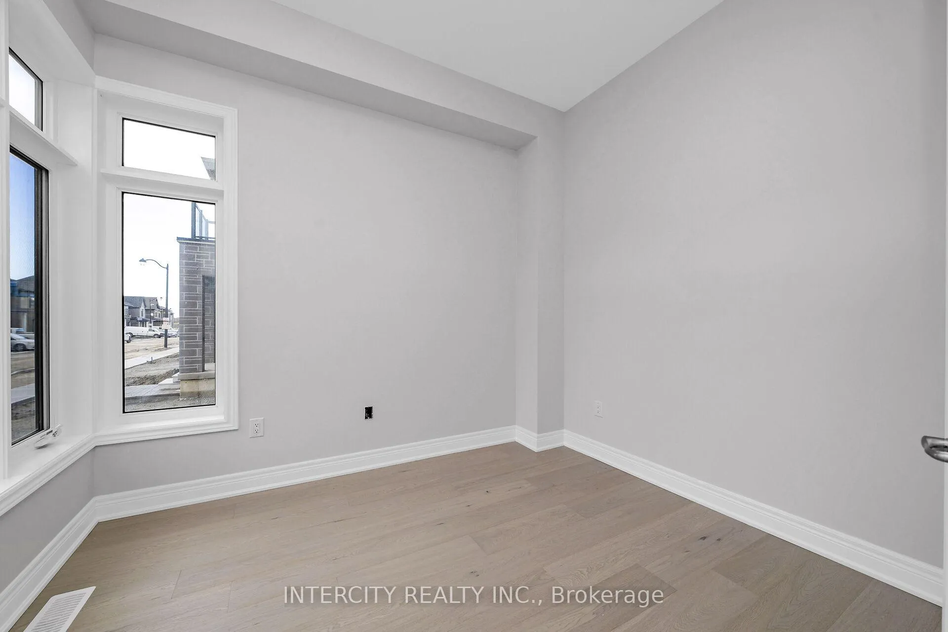 Photo 5 of Unit Lot 192, 38 Keyworth Crescent, Brampton, Sandringham-Wellington North — HOMEH