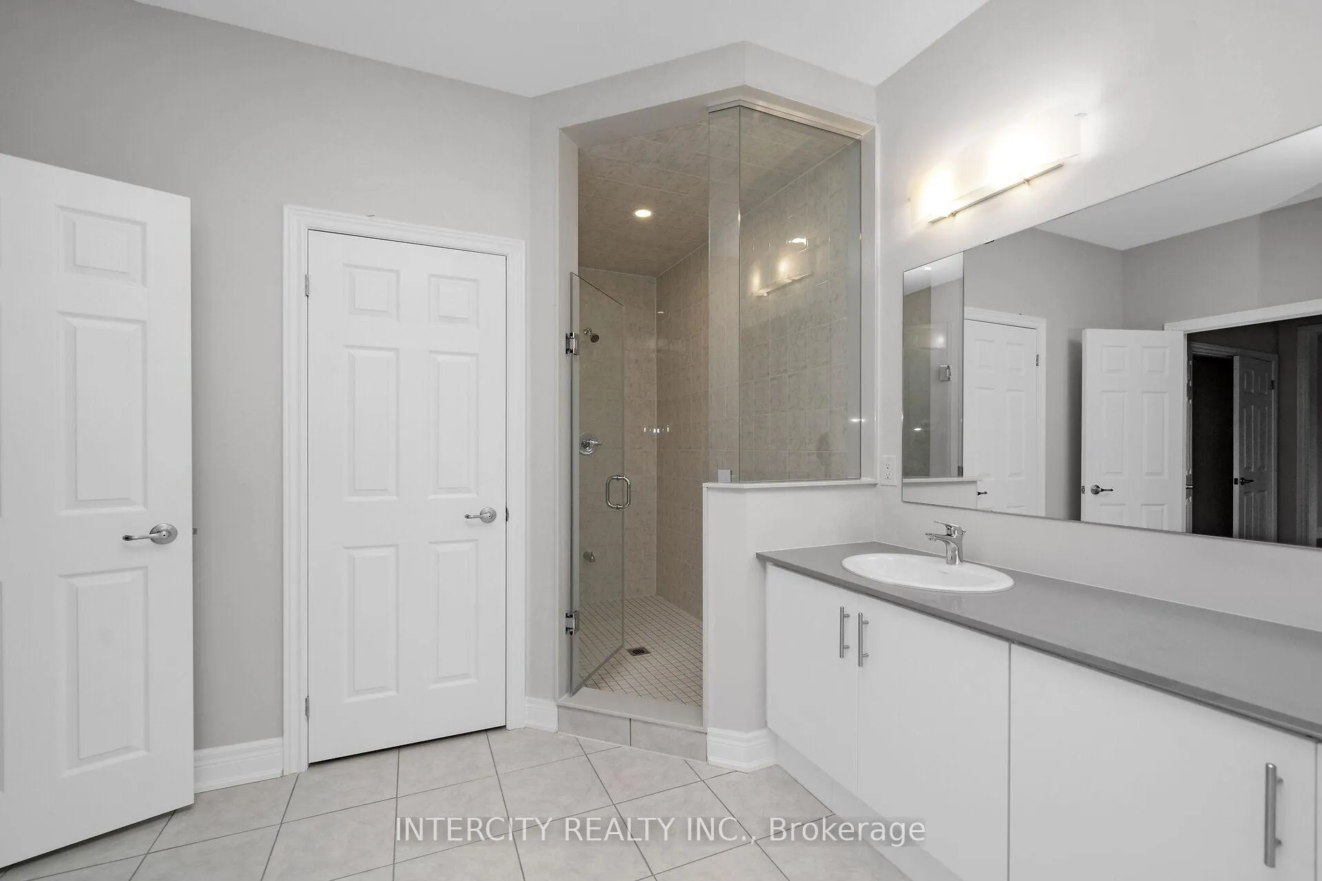 Photo 26 of Unit Lot 192, 38 Keyworth Crescent, Brampton, Sandringham-Wellington North — HOMEH