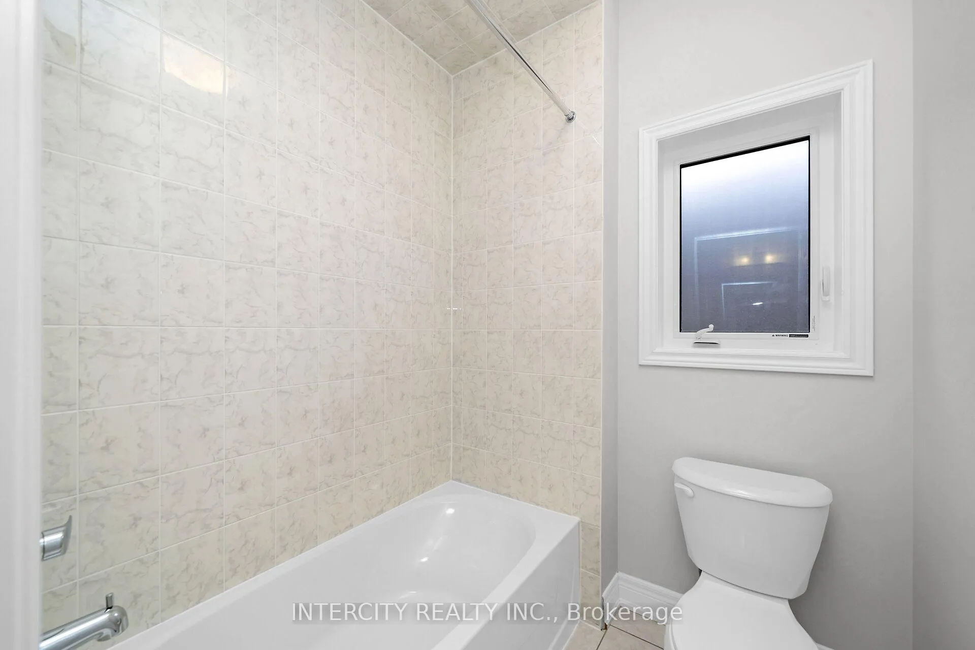 Photo 33 of Unit Lot 192, 38 Keyworth Crescent, Brampton, Sandringham-Wellington North — HOMEH