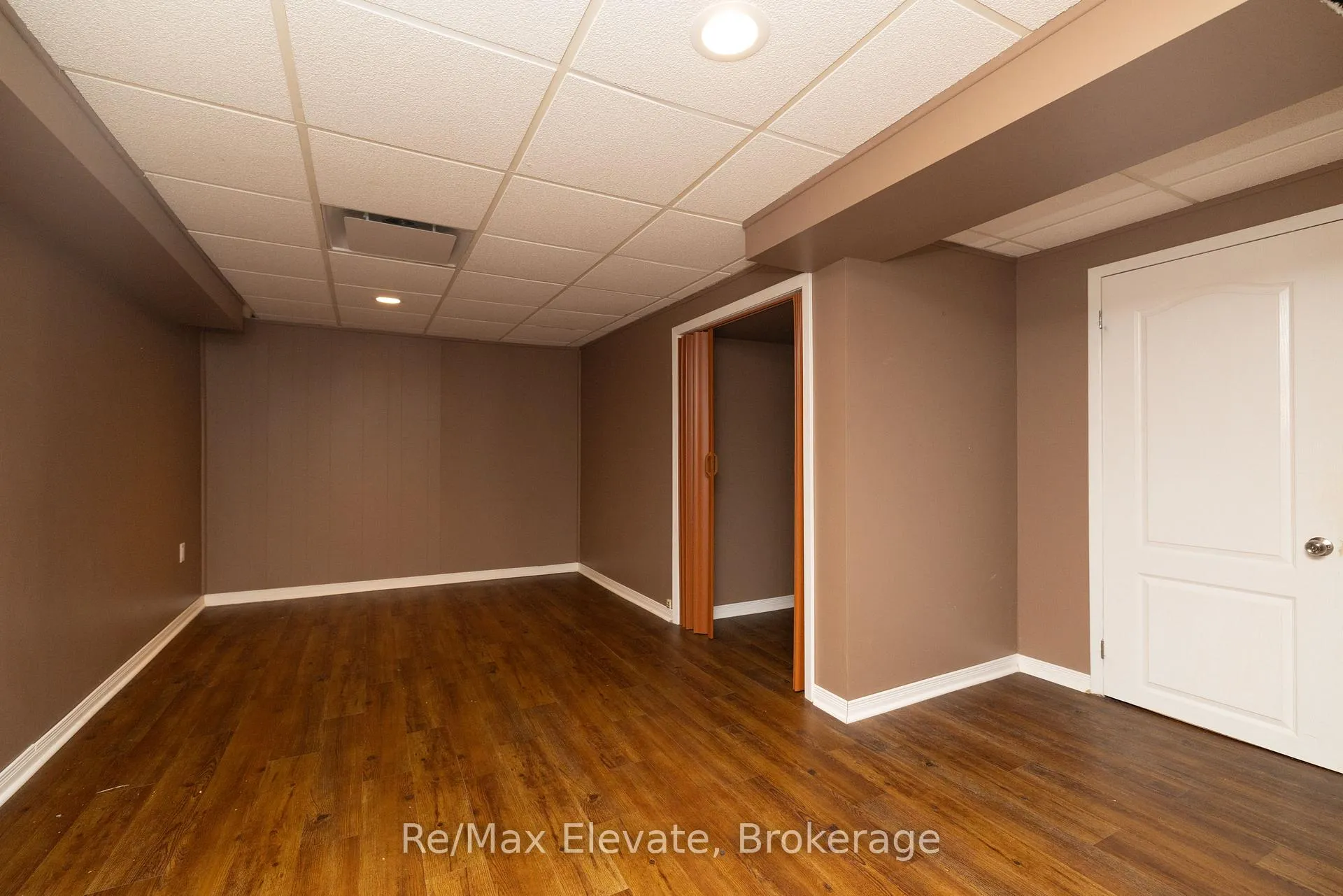 Photo 6 of 837 Sanok Drive, Pickering, West Shore — HOMEH