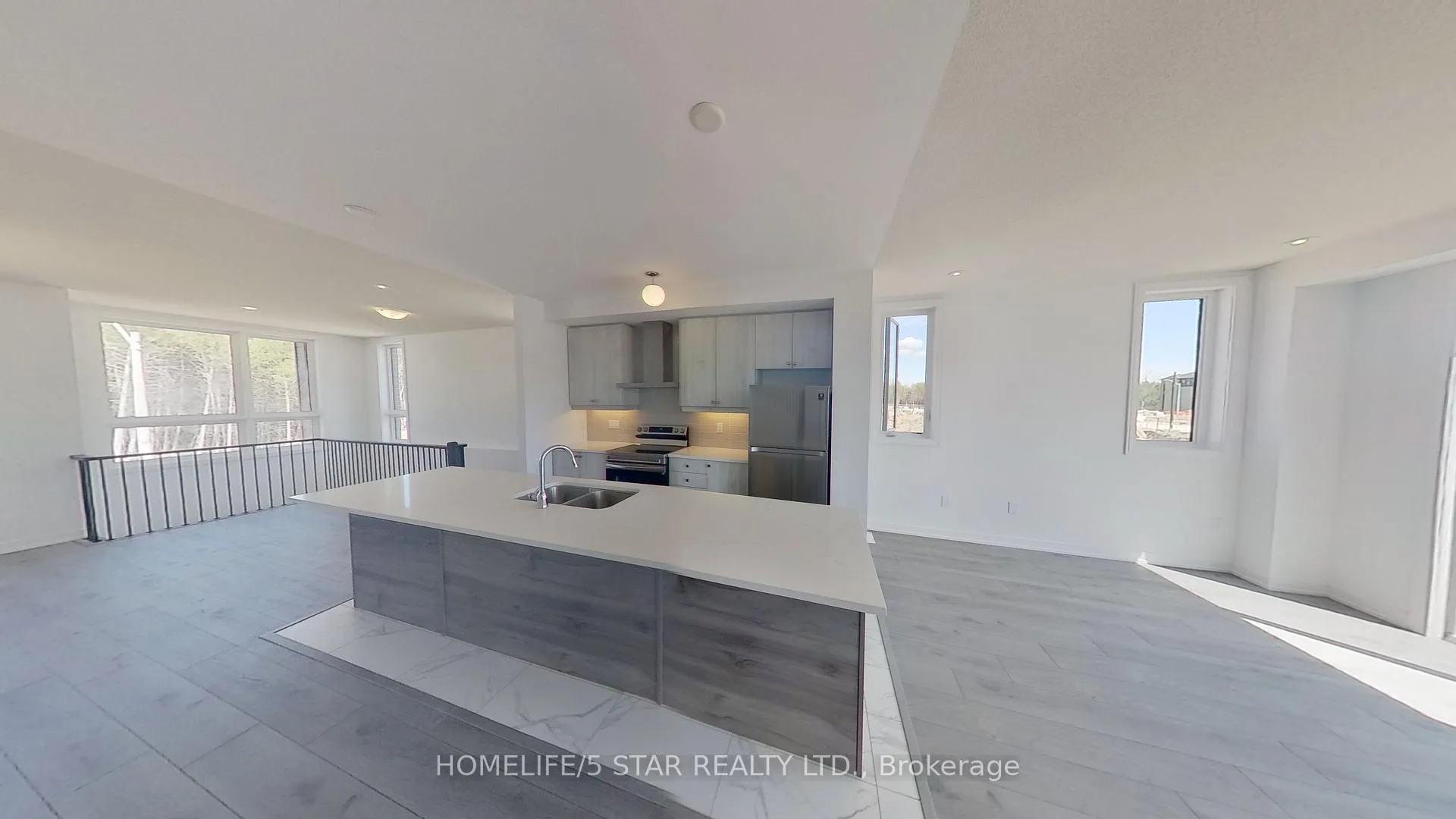 Photo 6 of 133 Blue Forest Crescent, Barrie, Innis-Shore — HOMEH