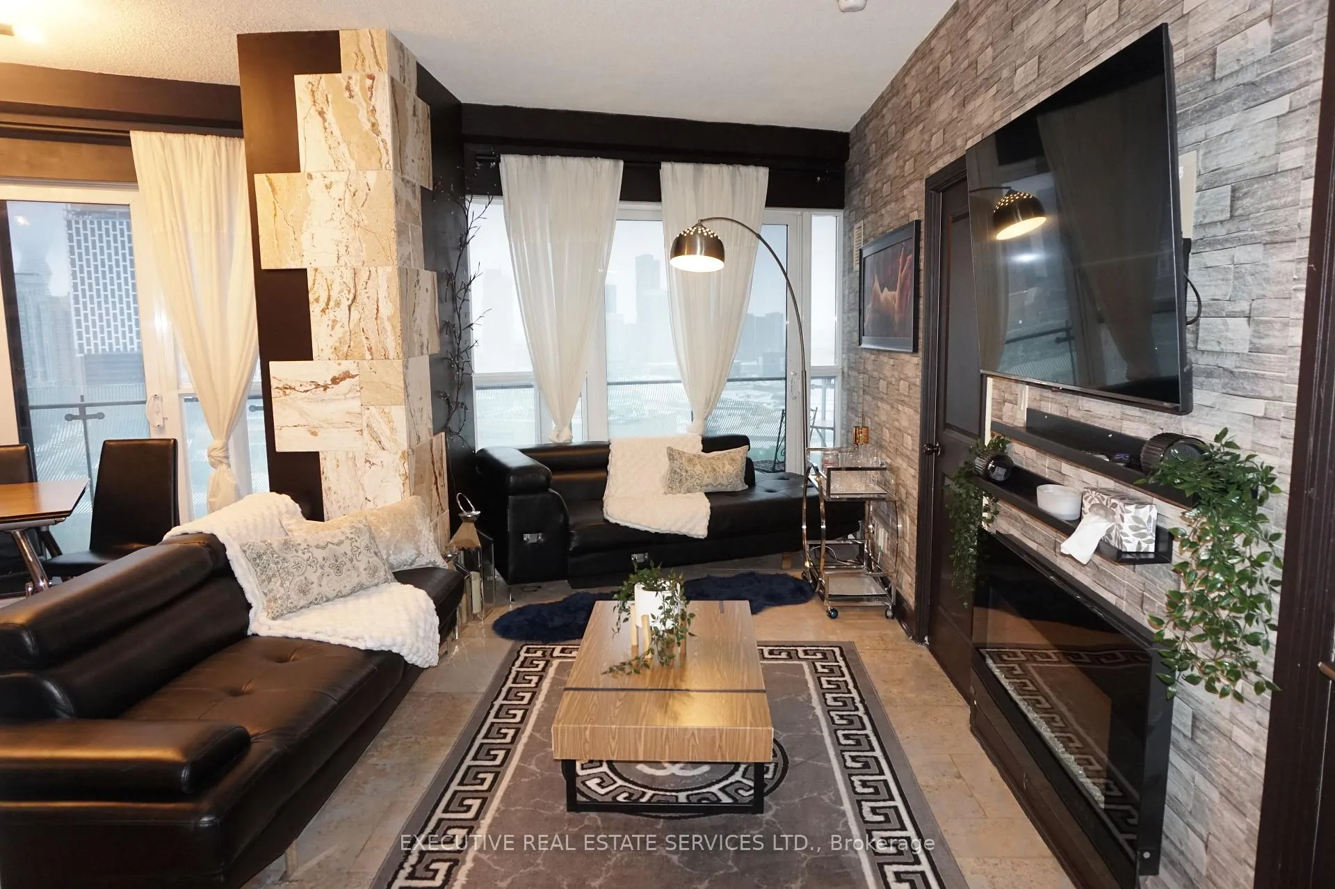 Photo 1 of Unit 2707, 50 Absolute Avenue, Mississauga, City Centre — HOMEH