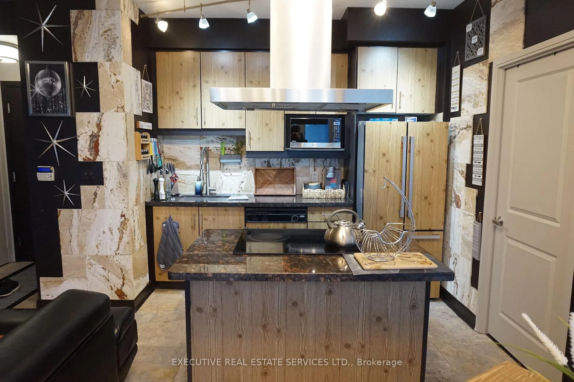 Photo 11 of Unit 2707, 50 Absolute Avenue, Mississauga, City Centre — HOMEH