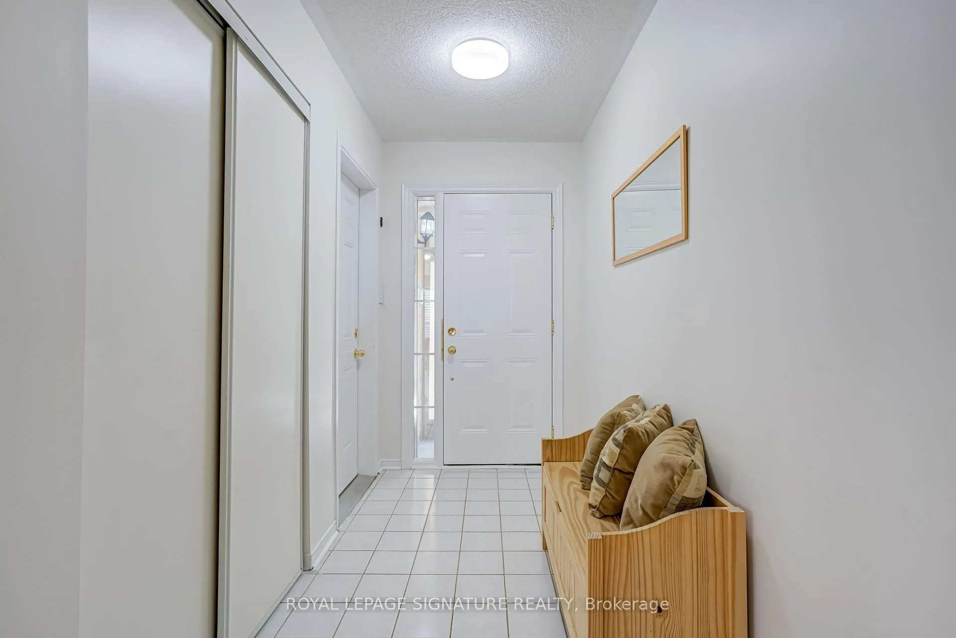 Photo 2 of 61 Cedarwood Crescent, Brampton, Brampton West — HOMEH