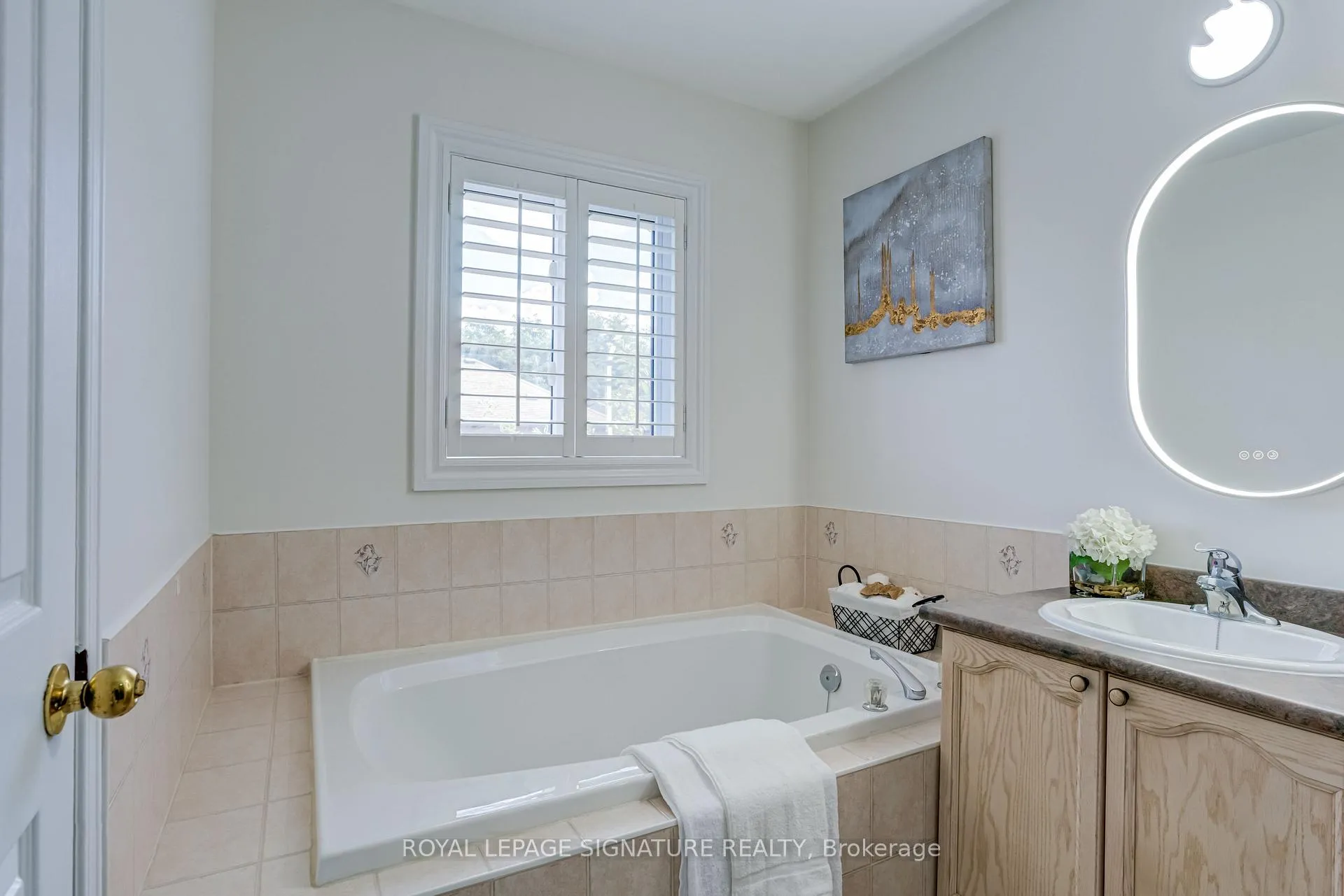 Photo 30 of 61 Cedarwood Crescent, Brampton, Brampton West — HOMEH